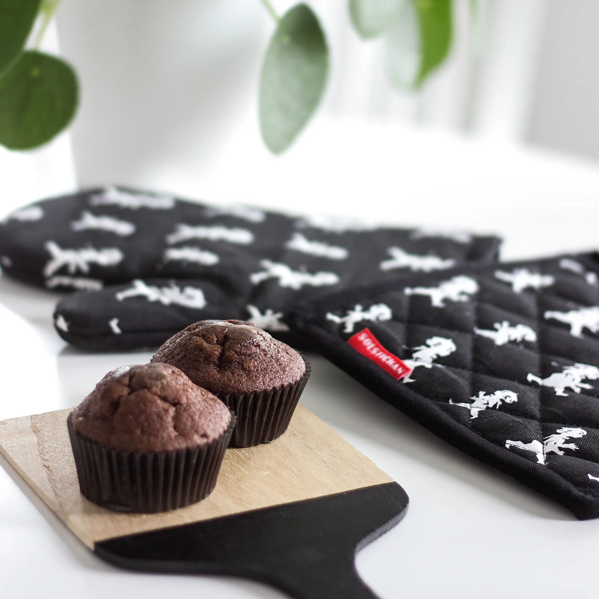 Solstickan suporte para panela 22x22 cm, Preto Solstickan Design