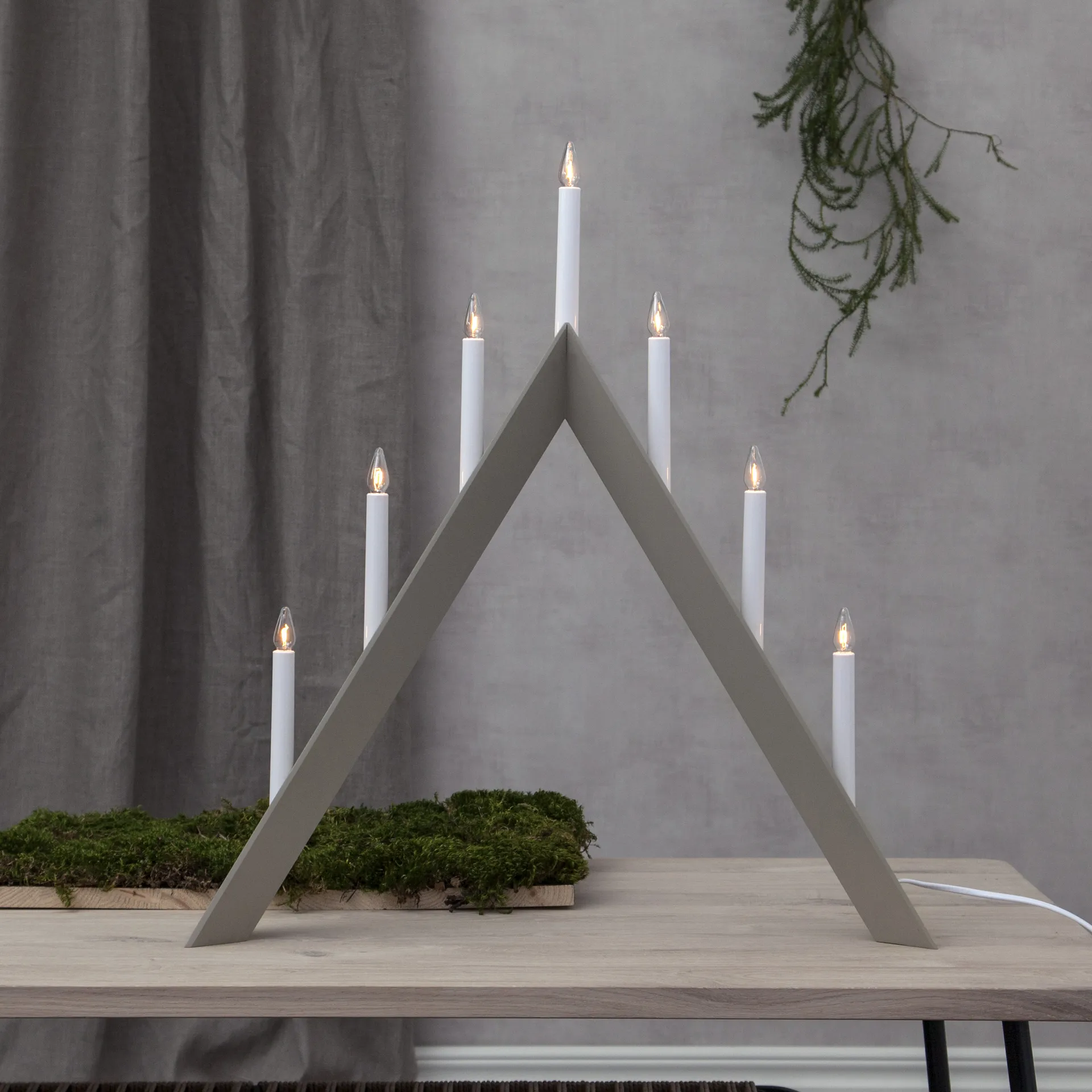 Arrow candelabro de Advento 64,5 cm, Bege Star Trading