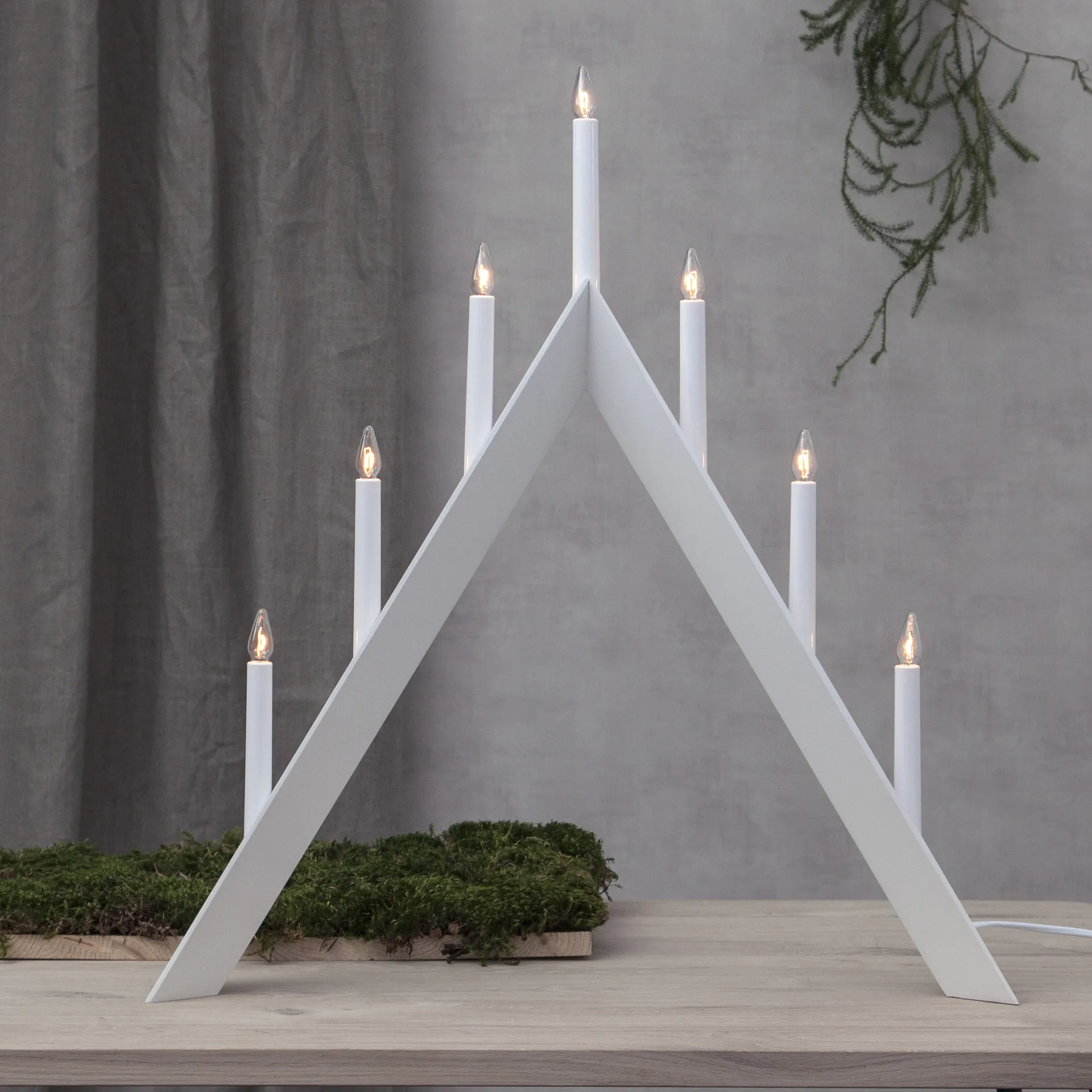 Arrow candelabro de Advento 64,5 cm, Branco Star Trading