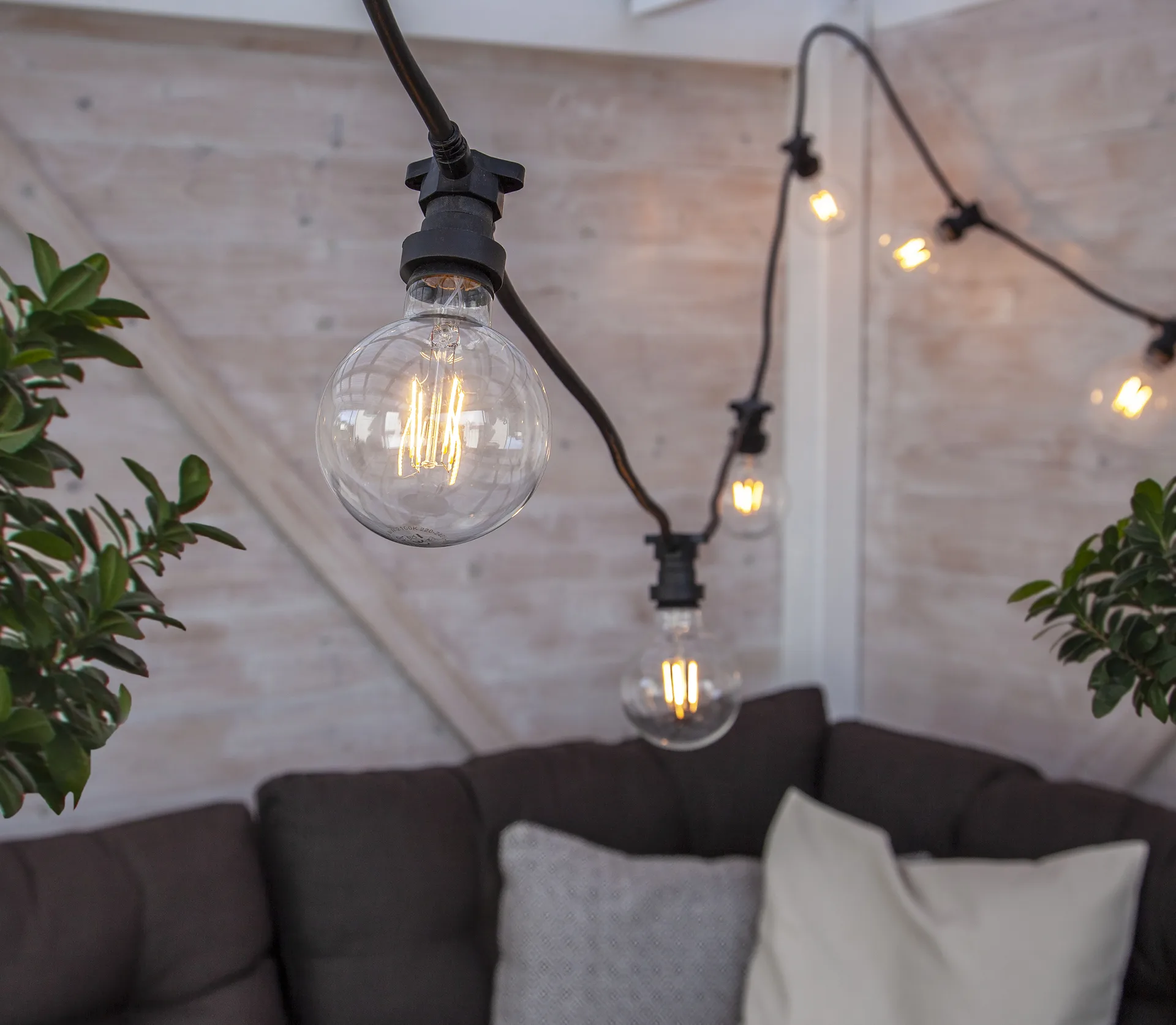 Star trading fonte de luz E27 G95 exterior, Branco quente, 70lm Star Trading