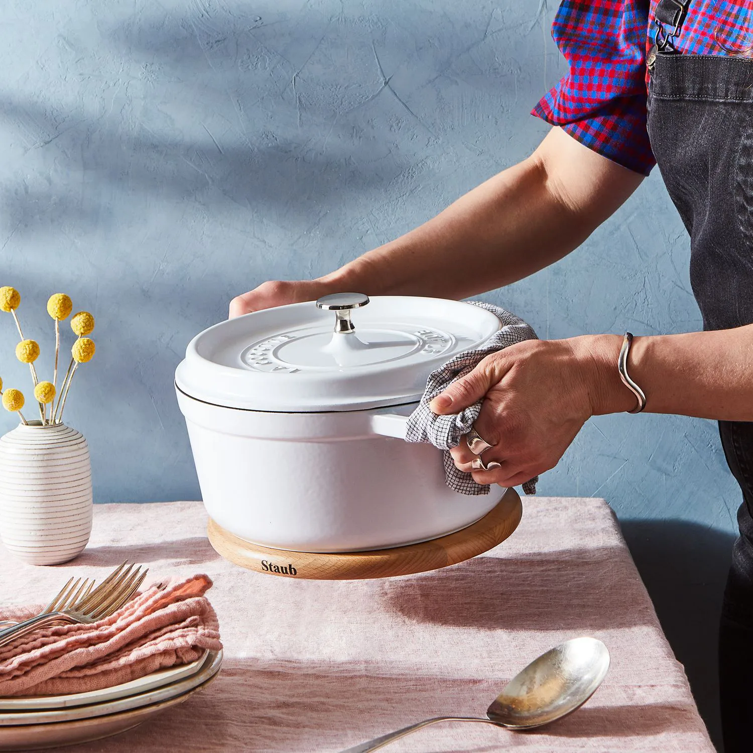 Staub base de panela magnético oval de faia, 23 cm STAUB