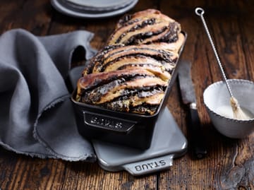 Staub forma de bolo de ferro fundido - 23x11 cm - STAUB