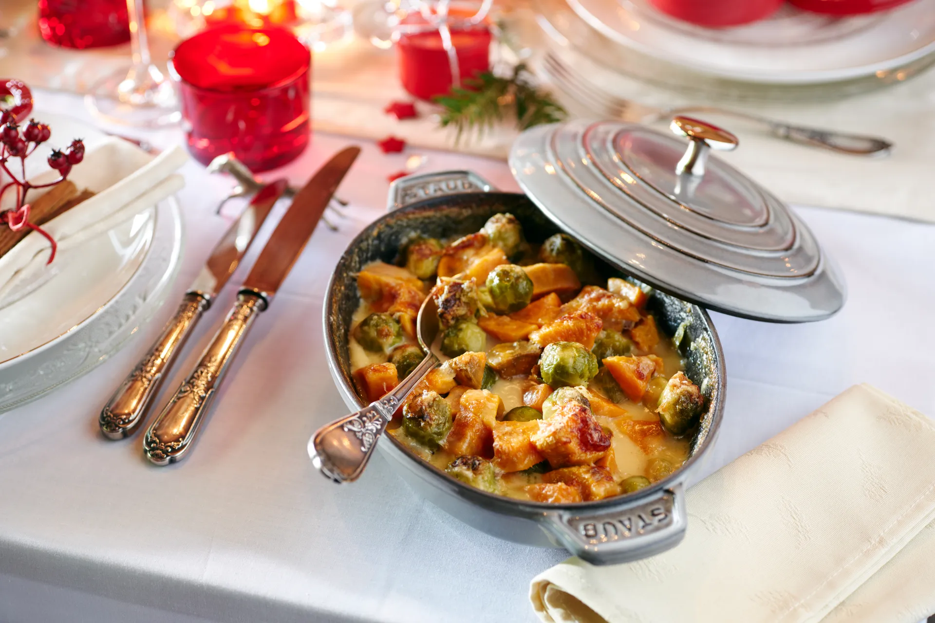 Staub forma para forno de ferro fundido com tampa oval 23cm, Cinza grafite STAUB