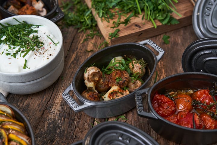 Staub La Cocotte mini panela oval de ferro fundido 0,25 L, Cinza grafite STAUB