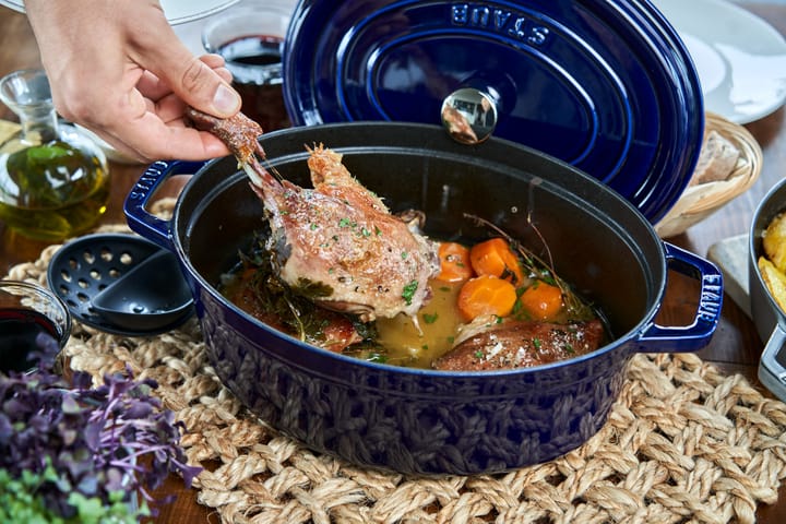 Staub La Cocotte oval panela de ferro fundido 5,5 L, Azul escuro STAUB