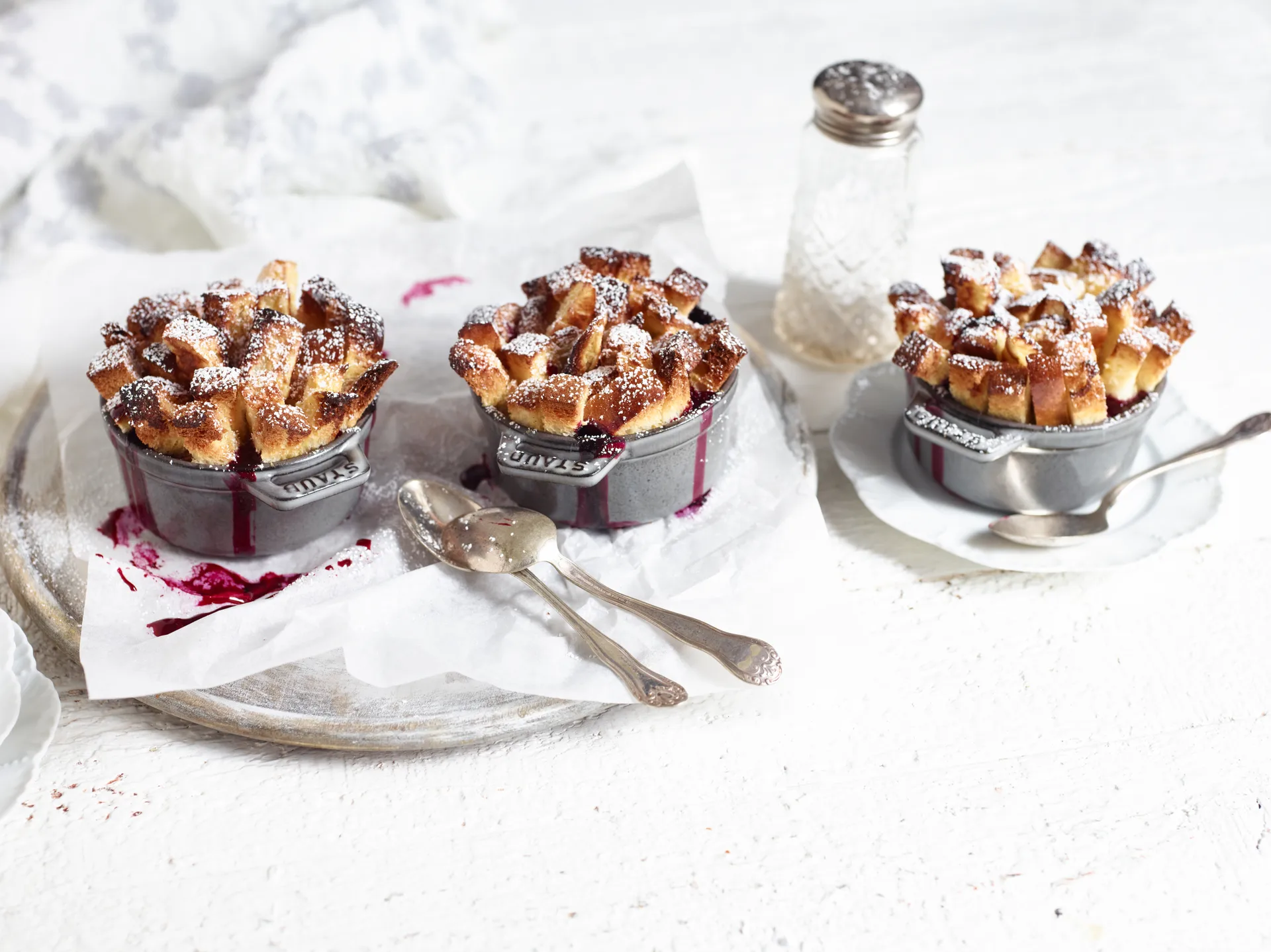 Staub La Cocotte panela redonda de ferro fundido 0,25 L, Cinza grafite STAUB