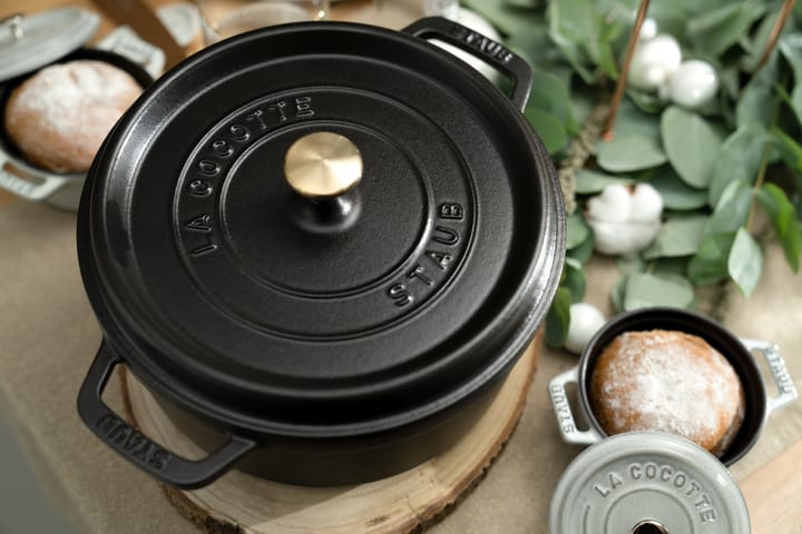 Staub La Cocotte panela redonda de ferro fundido 2,6 L, Preto STAUB