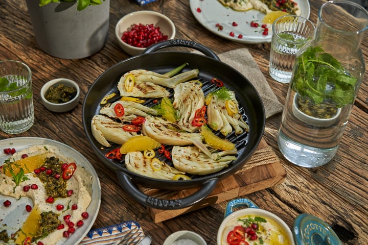 Staub Pure frigideira de ferro fundido redonda preta, Ø26 cm STAUB