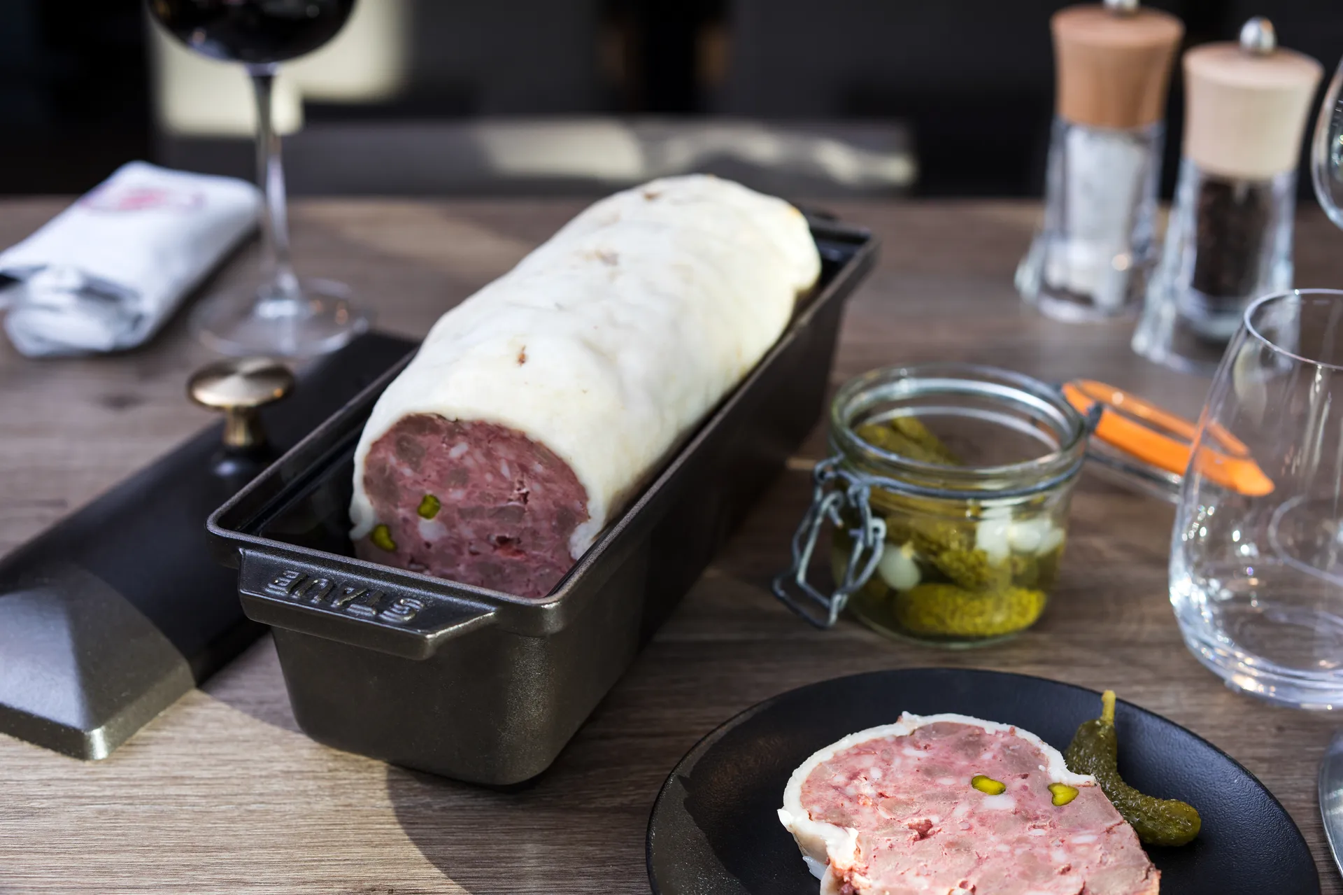 Staub Terrine forma para forno de ferro fundido preta, 30x11 cm STAUB