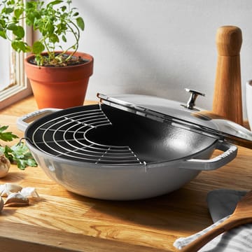 Staub wok de ferro fundido com tampa de vidro Ø30 cm - Trufa branca - STAUB
