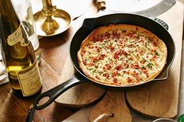 Stoab frigideira de ferro fundido com bico de despejo Ø26 cm - Preto - STAUB
