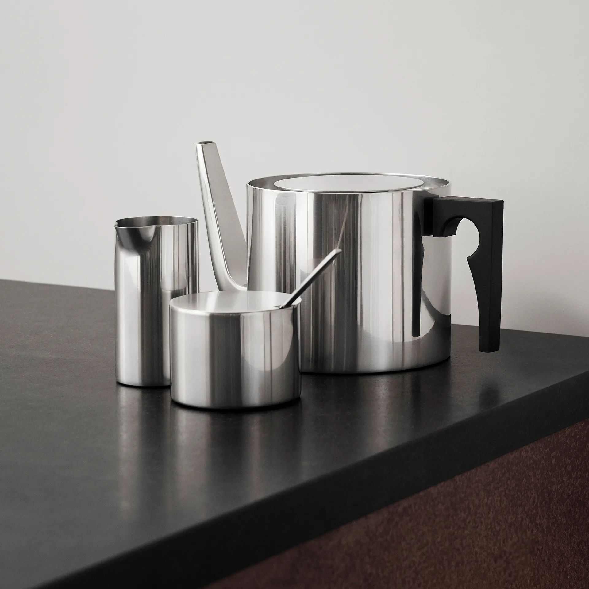 Açucareiro AJ cylinda-line, Aço inoxidável Stelton
