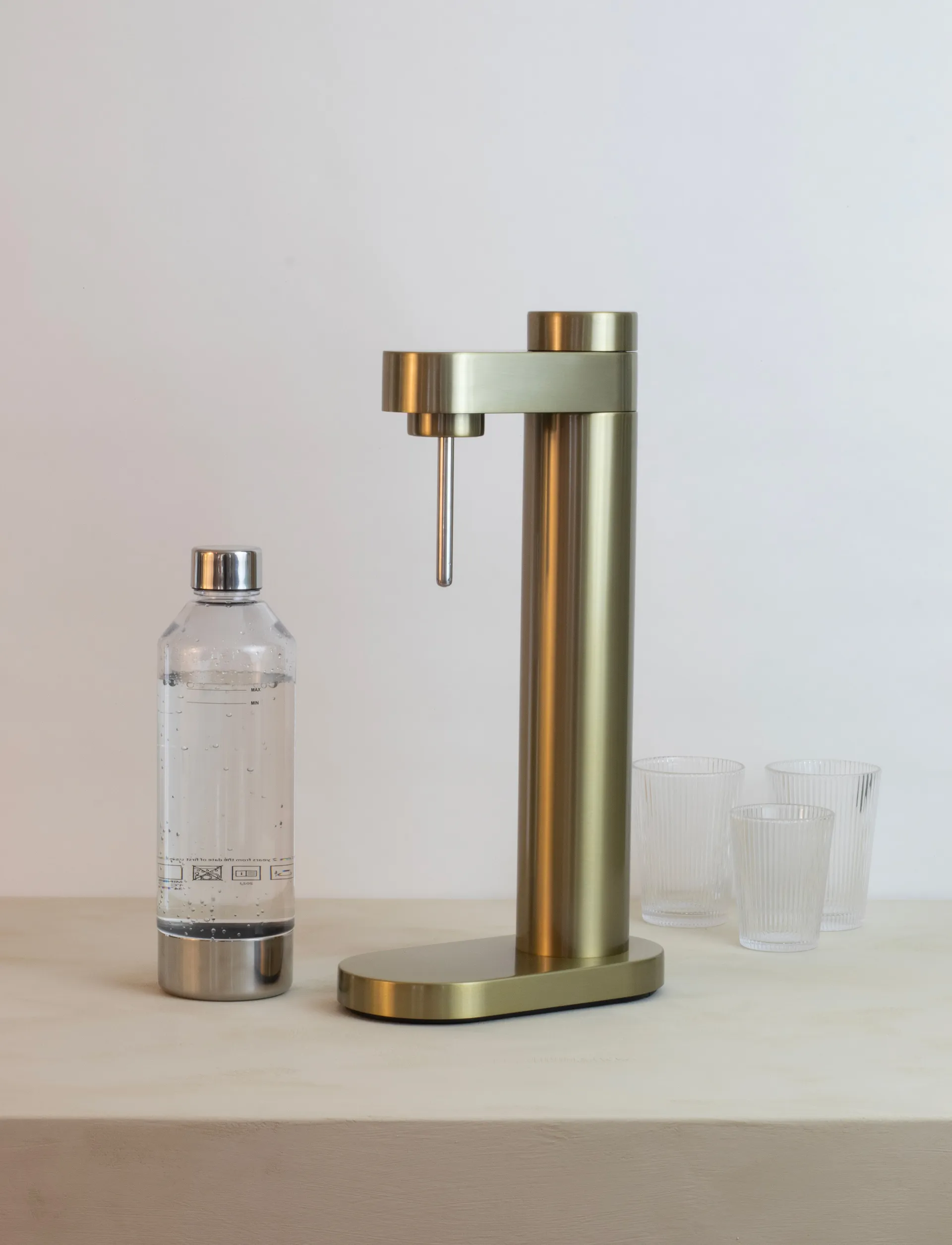 Brus carbonatador, Brushed brass Stelton