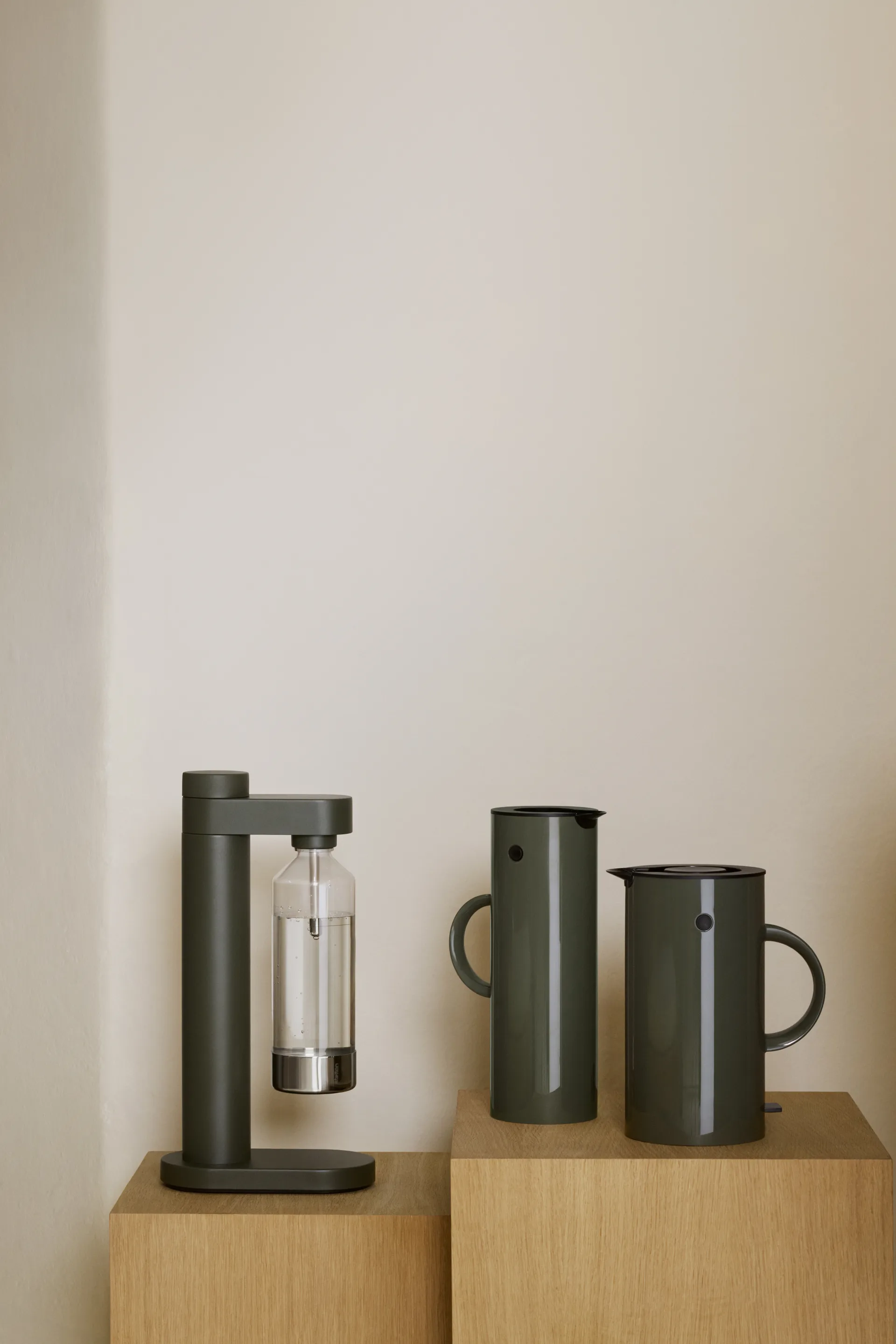 Brus máquina de gaseificar, Dark forest Stelton