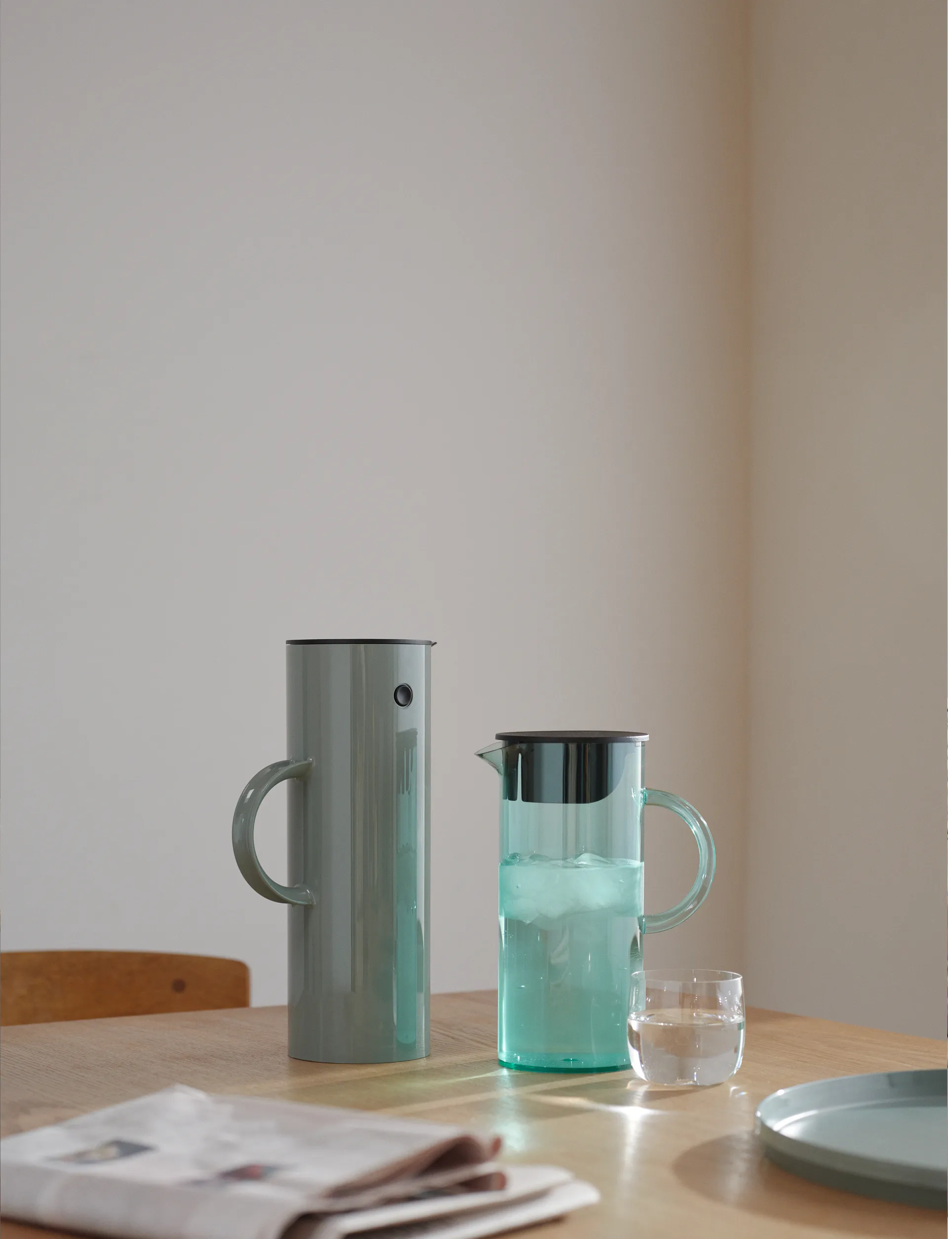 Jarra EM77 com tampa 1,5 L, Dusty green Stelton