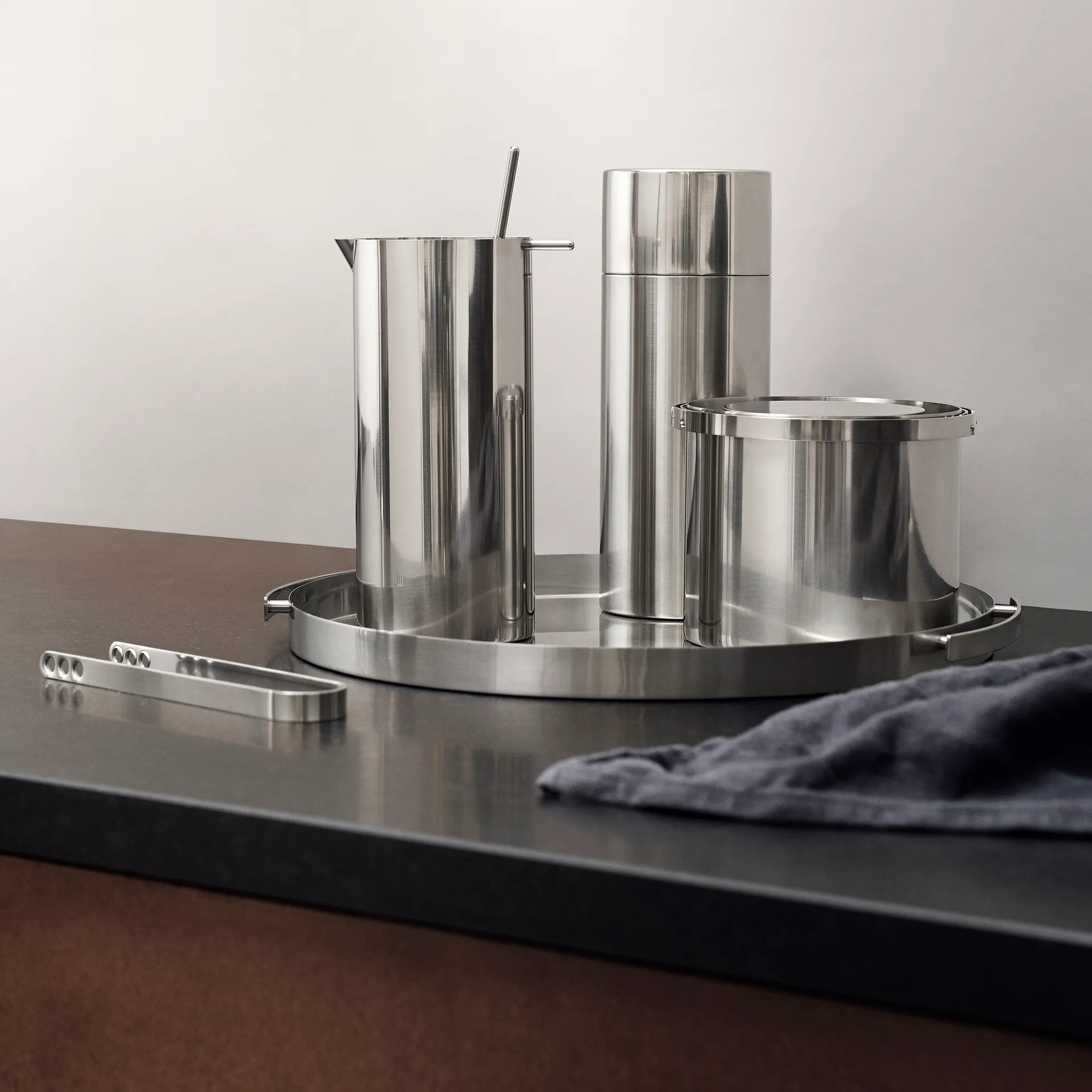 Jarro para cocktail AJ cylinda-line 1 l, Aço inoxidável Stelton