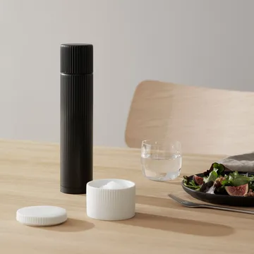 Pimenta Pleat - Preto - Stelton