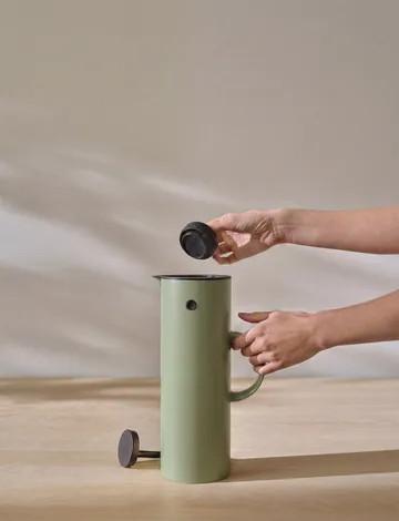 Stelton EM77 garrafa térmica 1 L - Soft fern green - Stelton