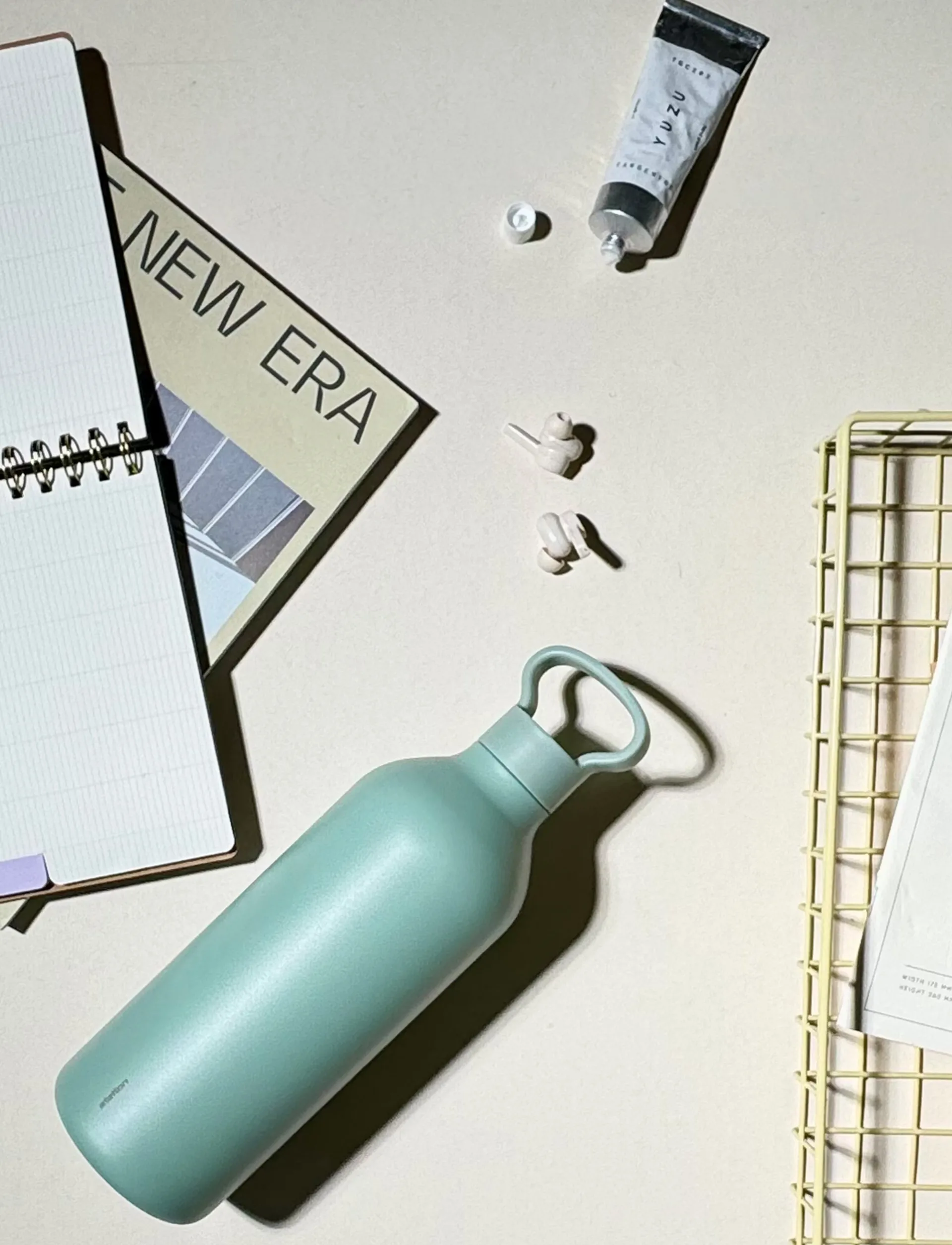 Tabi garrafa térmica 1 L, Verde poeira Stelton