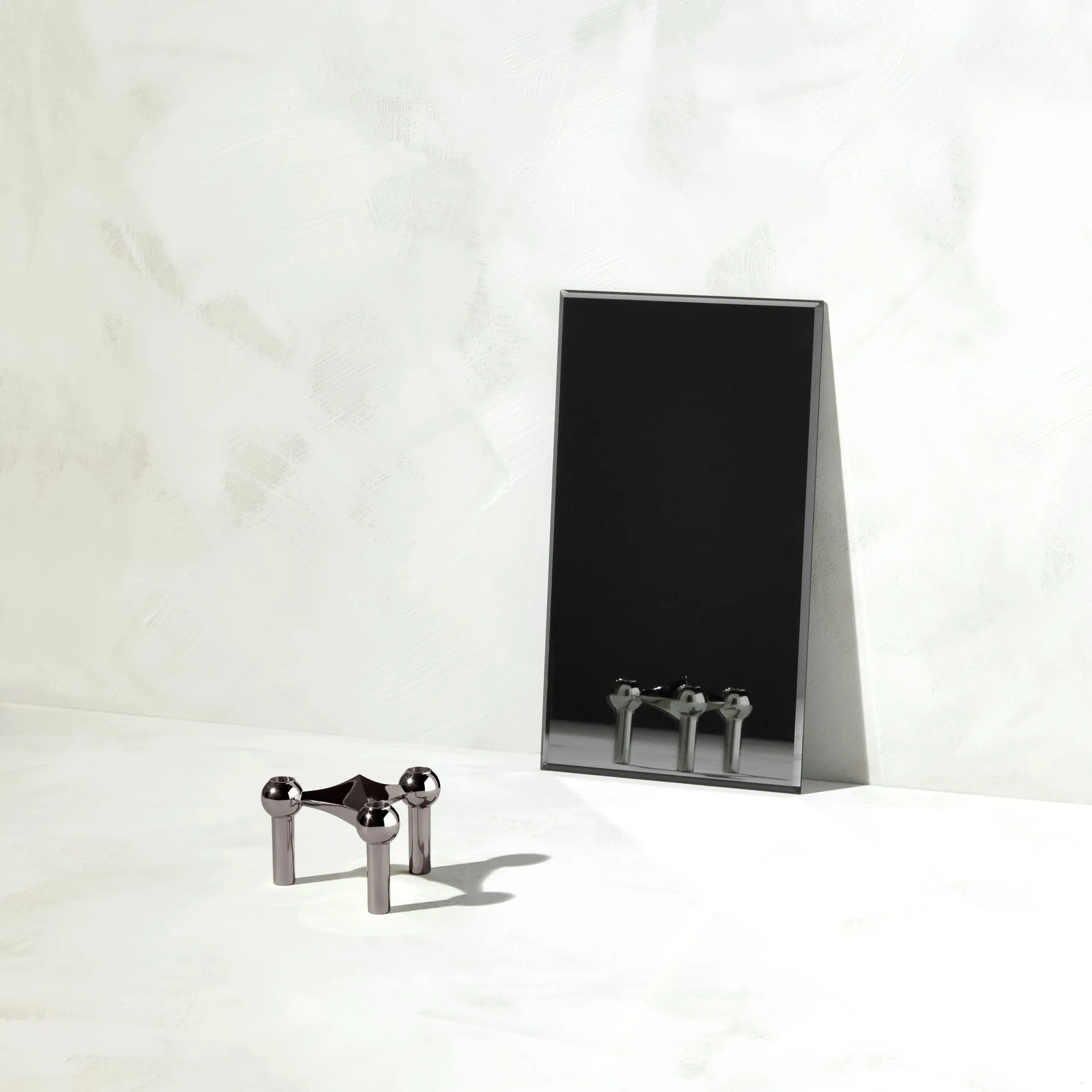 Nagel castiçal , Preto cromado STOFF