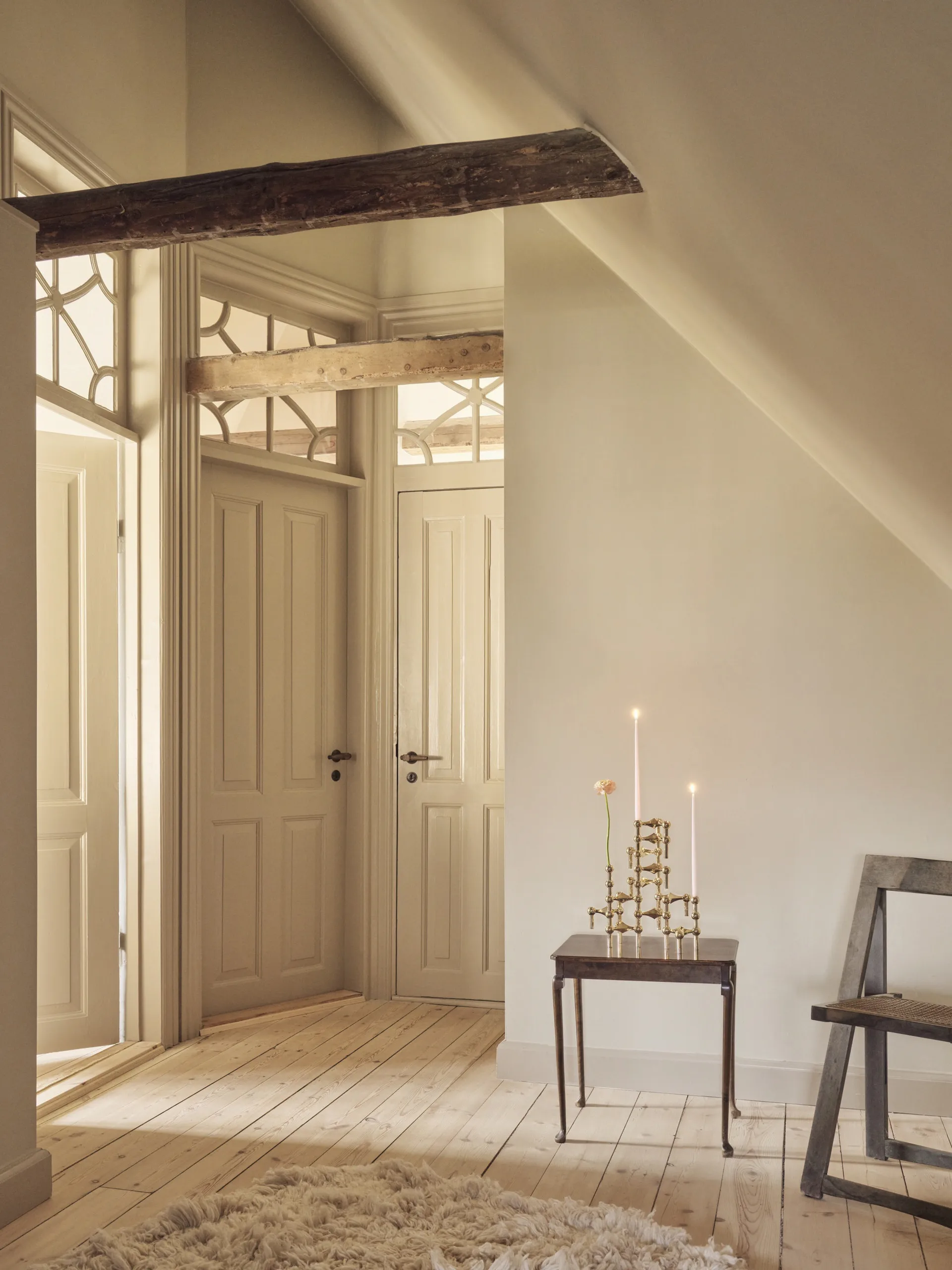 Vaso STOFF Nagel, Latão STOFF Nagel