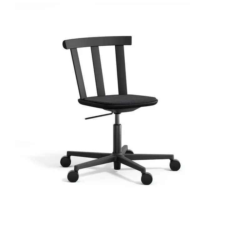 Alt cadeira giratória com assento estofado e estrutura de bétula - Hallingdal 65-180 preto-mattpreto 99 - Stolab