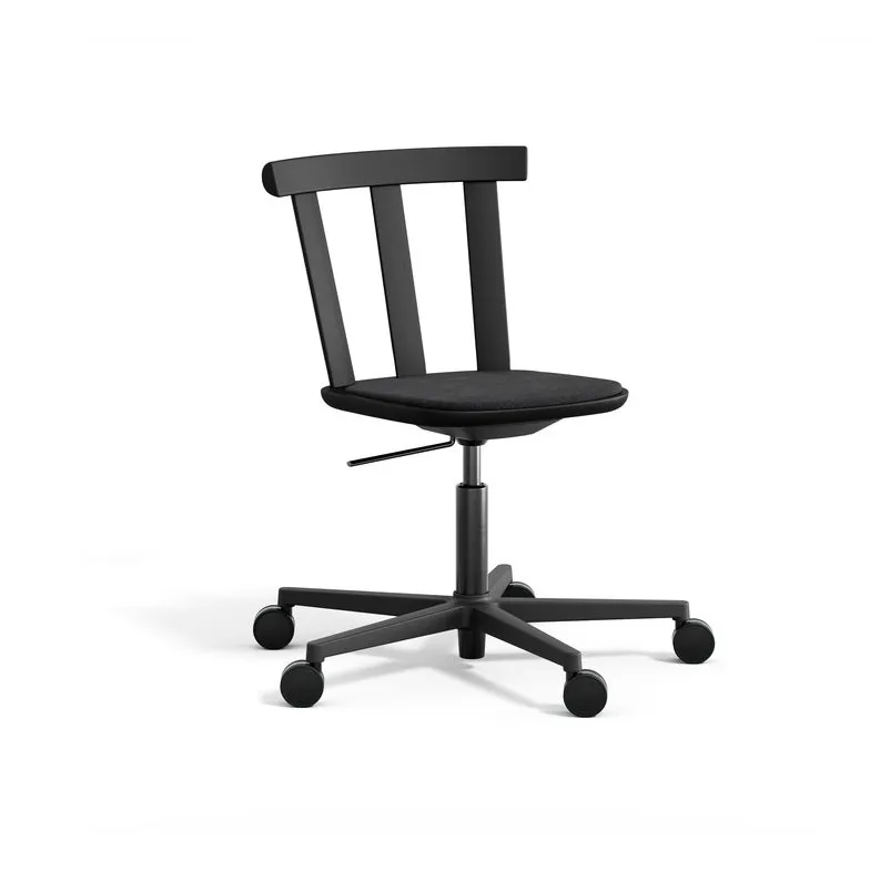 Alt cadeira giratória com assento estofado e estrutura de carvalho, Hallingdal 65-180 preto-fosco 99 Stolab