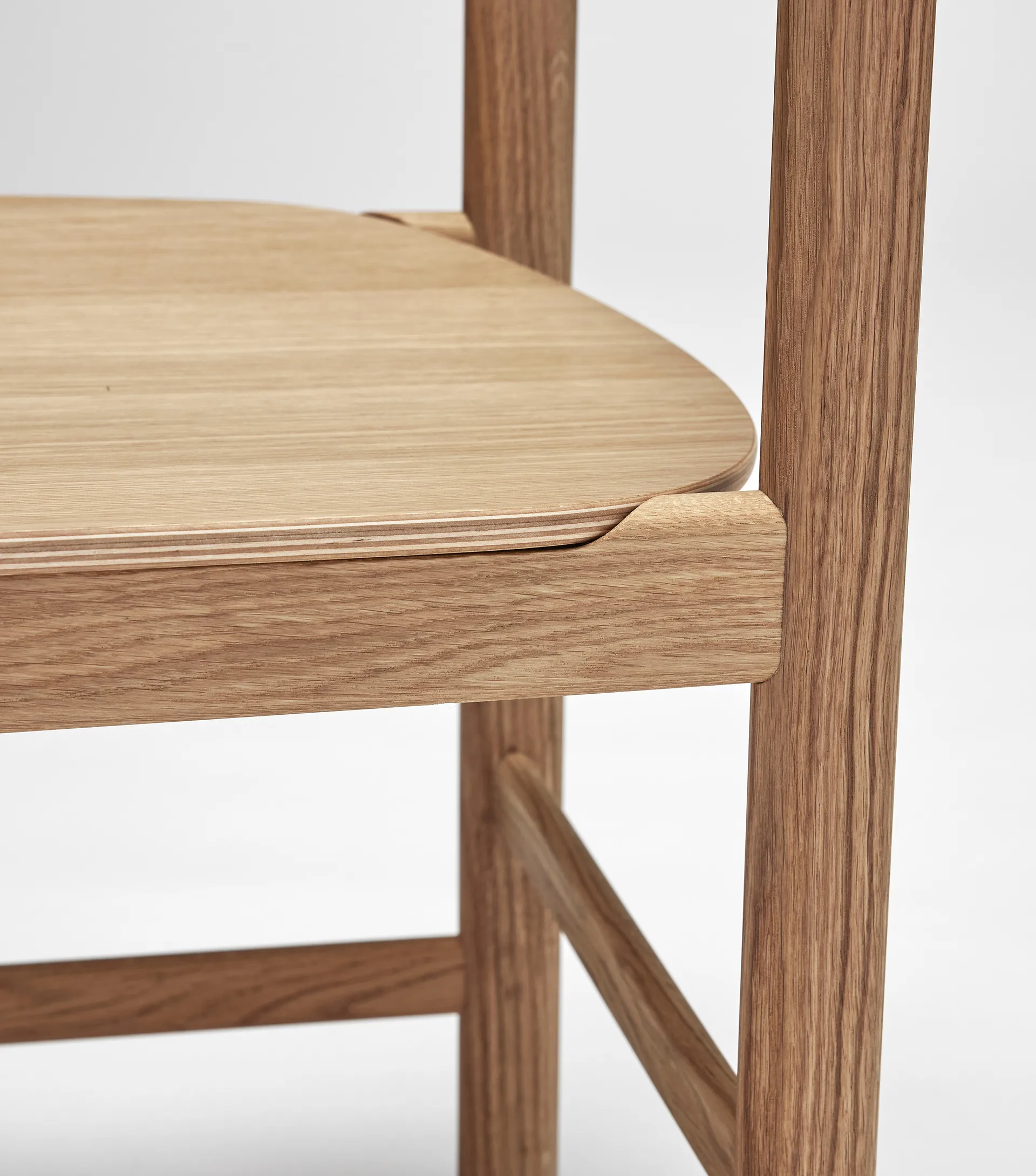 Cadeira Pal, Carvalho natural óleo Stolab