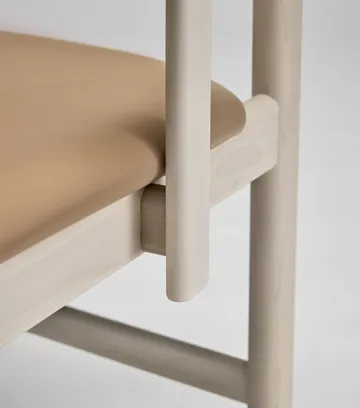 Pal cadeira com braços - Bétula clara verniz mate-Elmosoft 22030 - Stolab