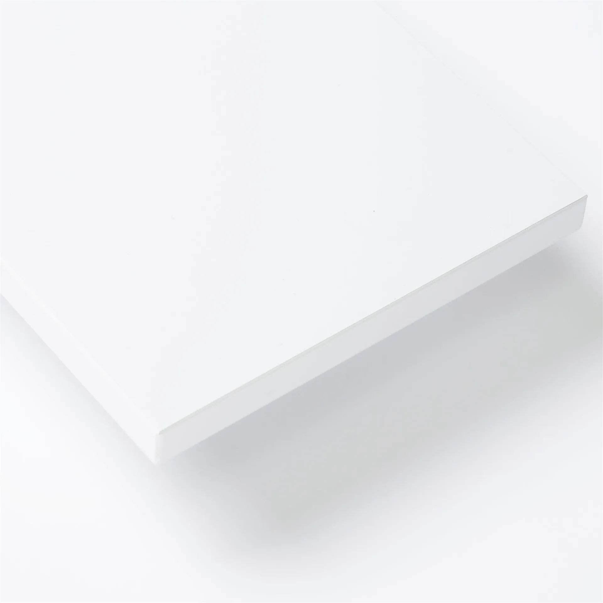 Estante de prateleiras brancas String Pocket, branco String