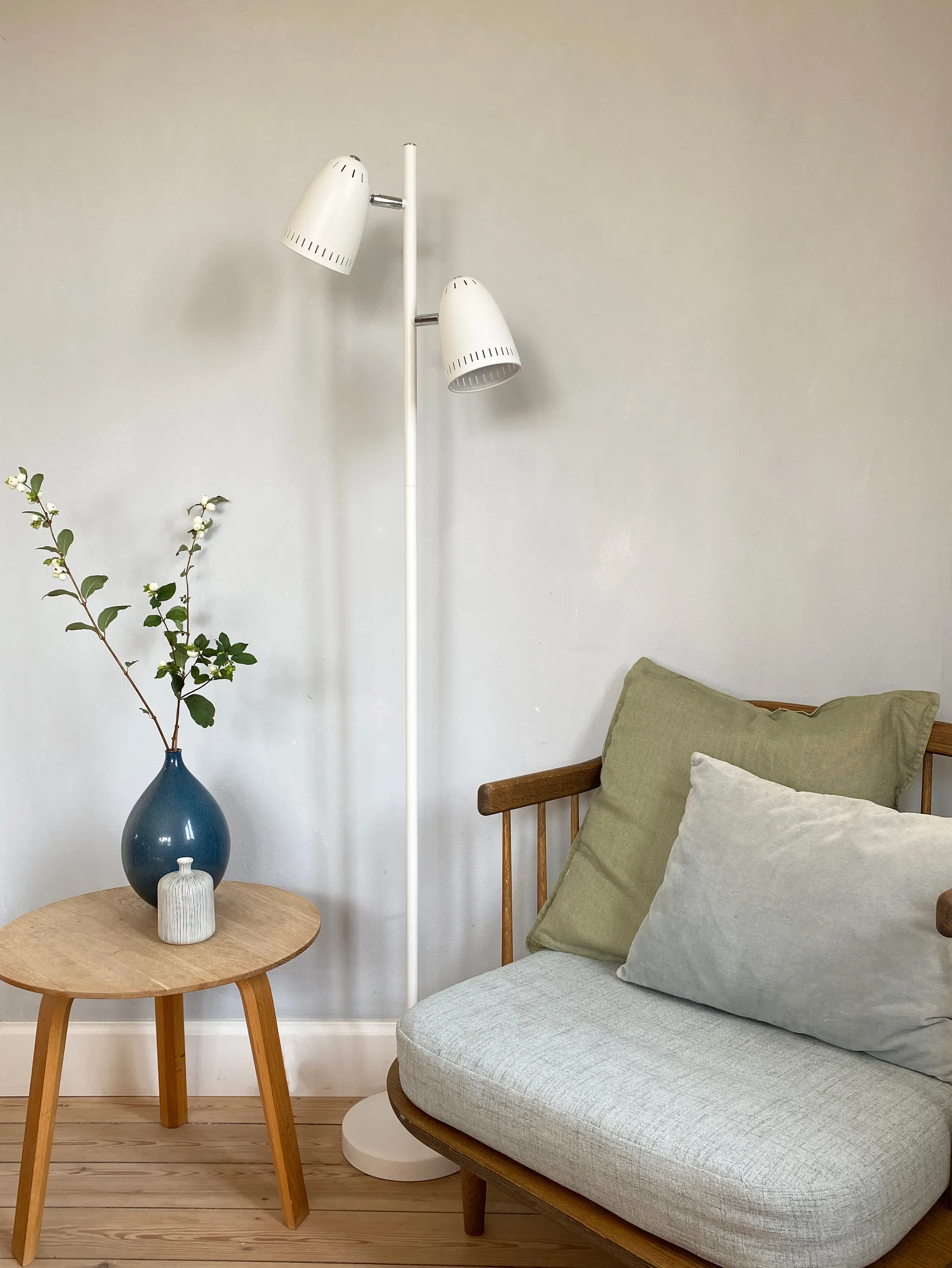 Dynamo Twin candeeiro de chão , Quase pret Superliving