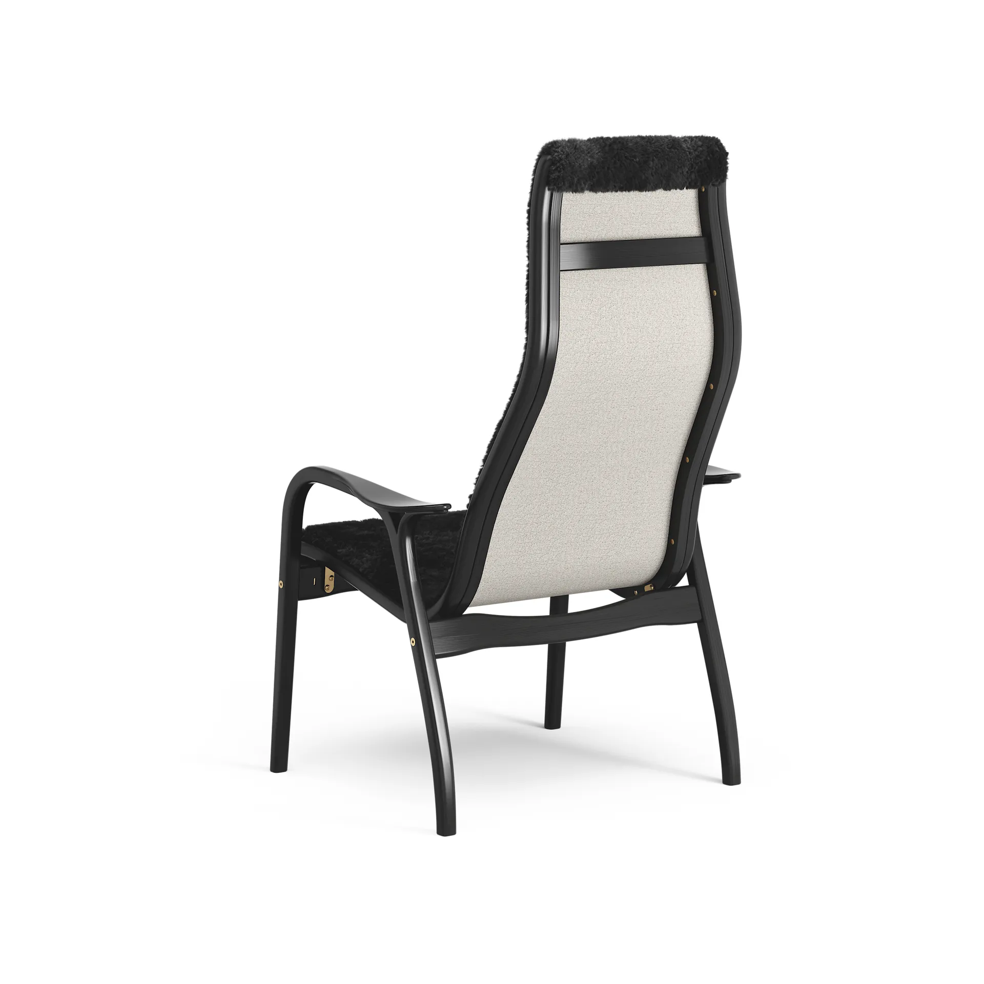 Poltrona Lamino, Pele de ovelha manchada de preto Swedese