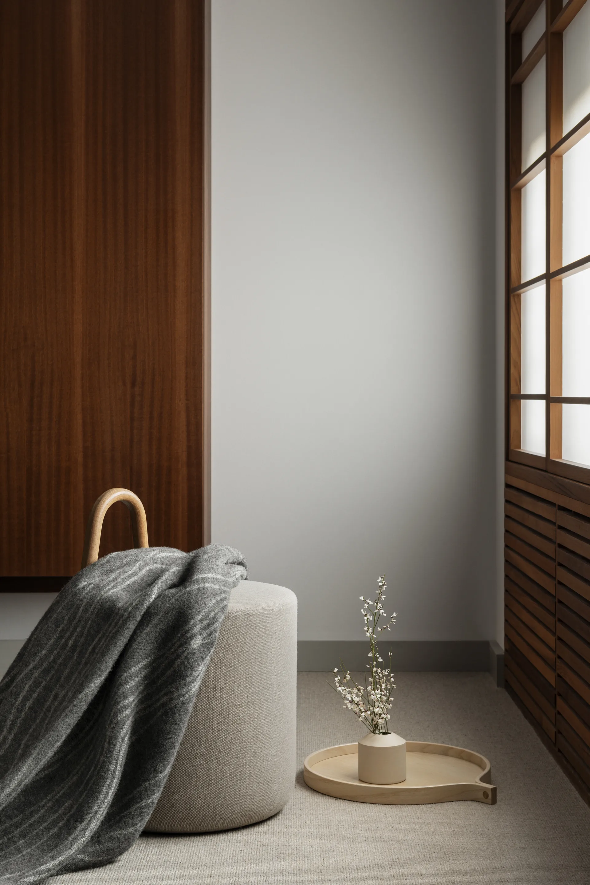 Tabuleiro Comma Ø40 cm, Freixo envernizado Swedese