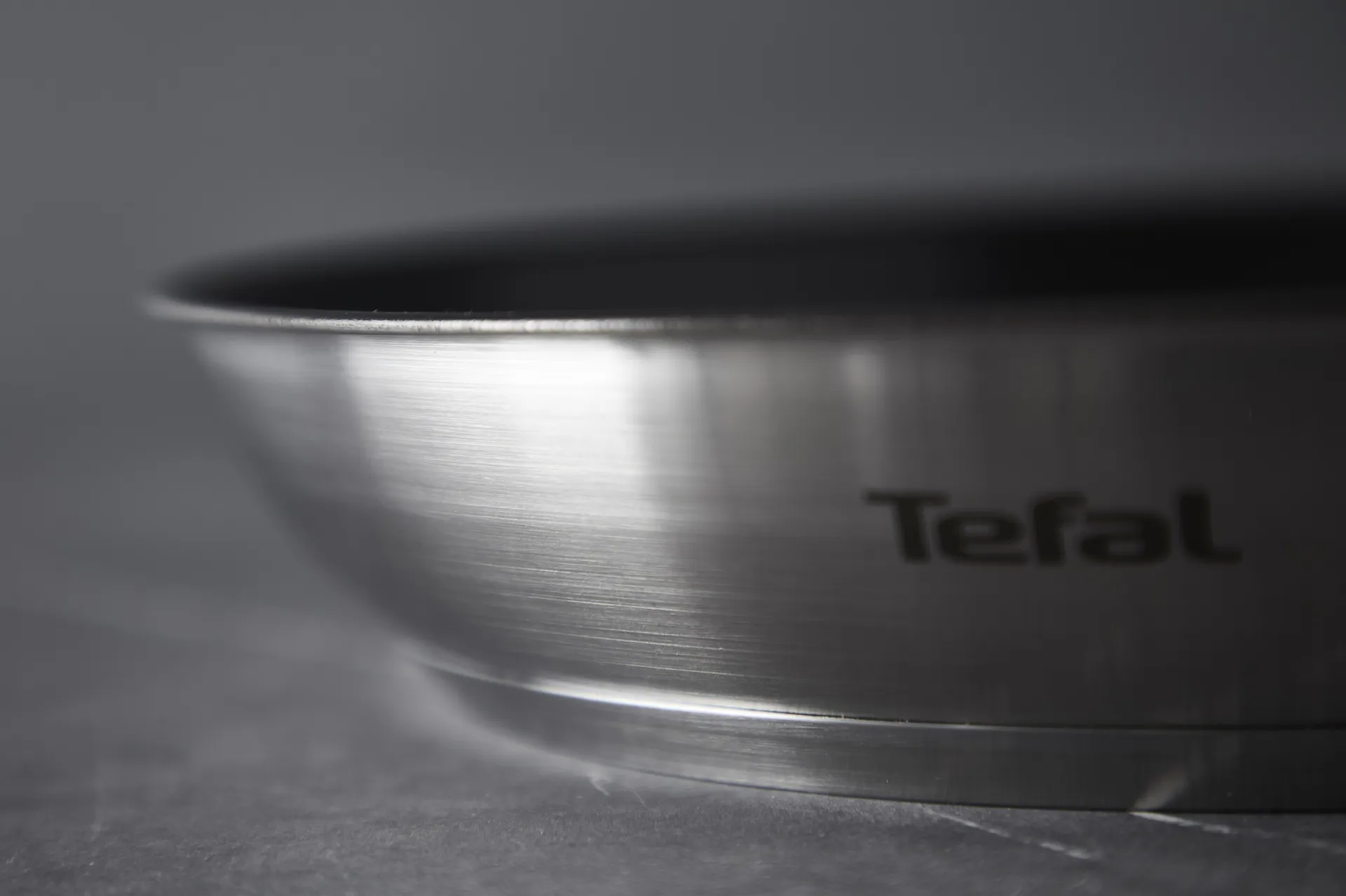 Frigideira em aço inoxidável Virtuoso, 28 cm Tefal