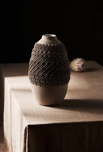 Aria vaso pequeno - Castanho - Tell Me More