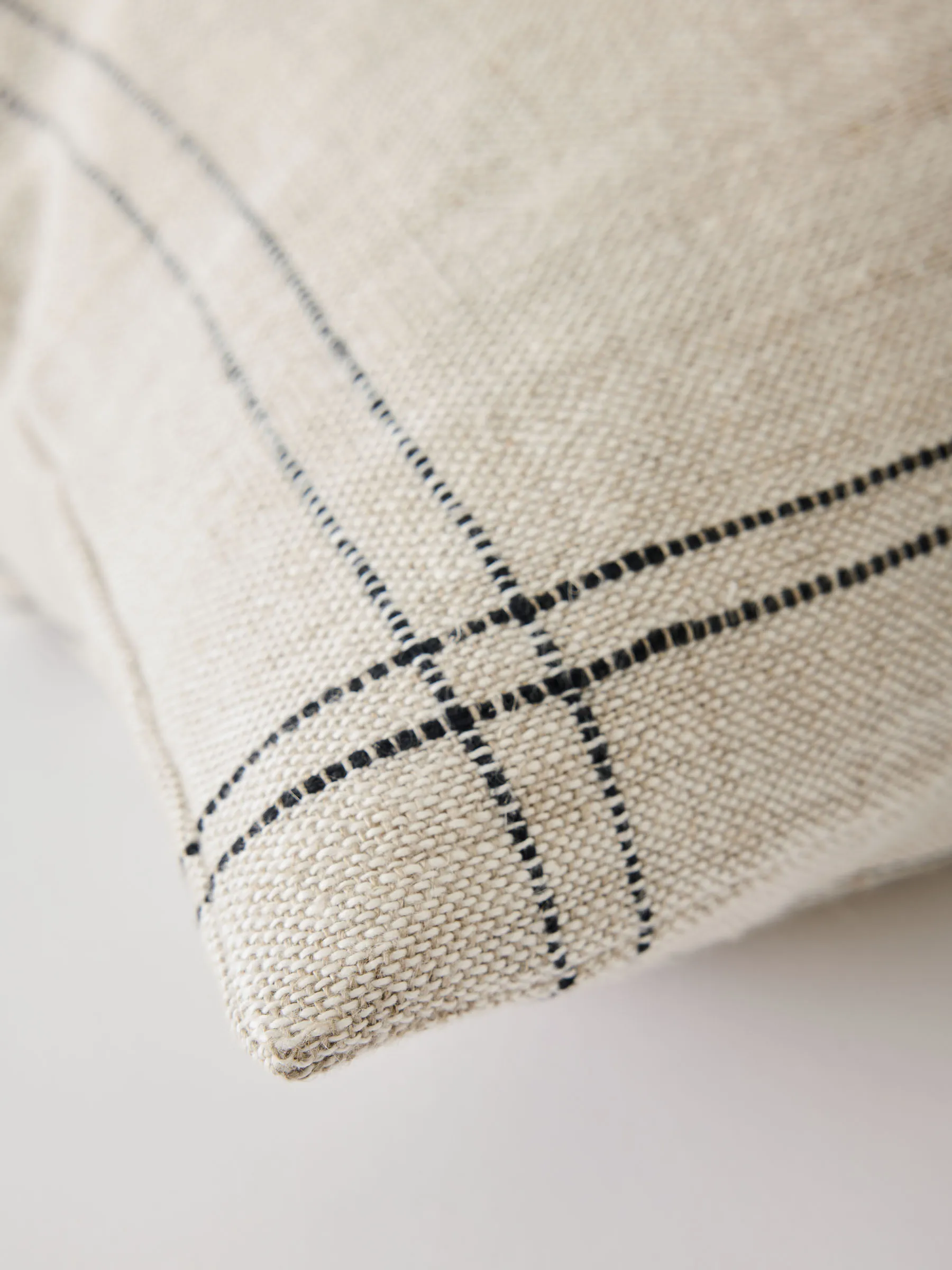 Elton capa de almofada 50x50 cm, Bege Tell Me More