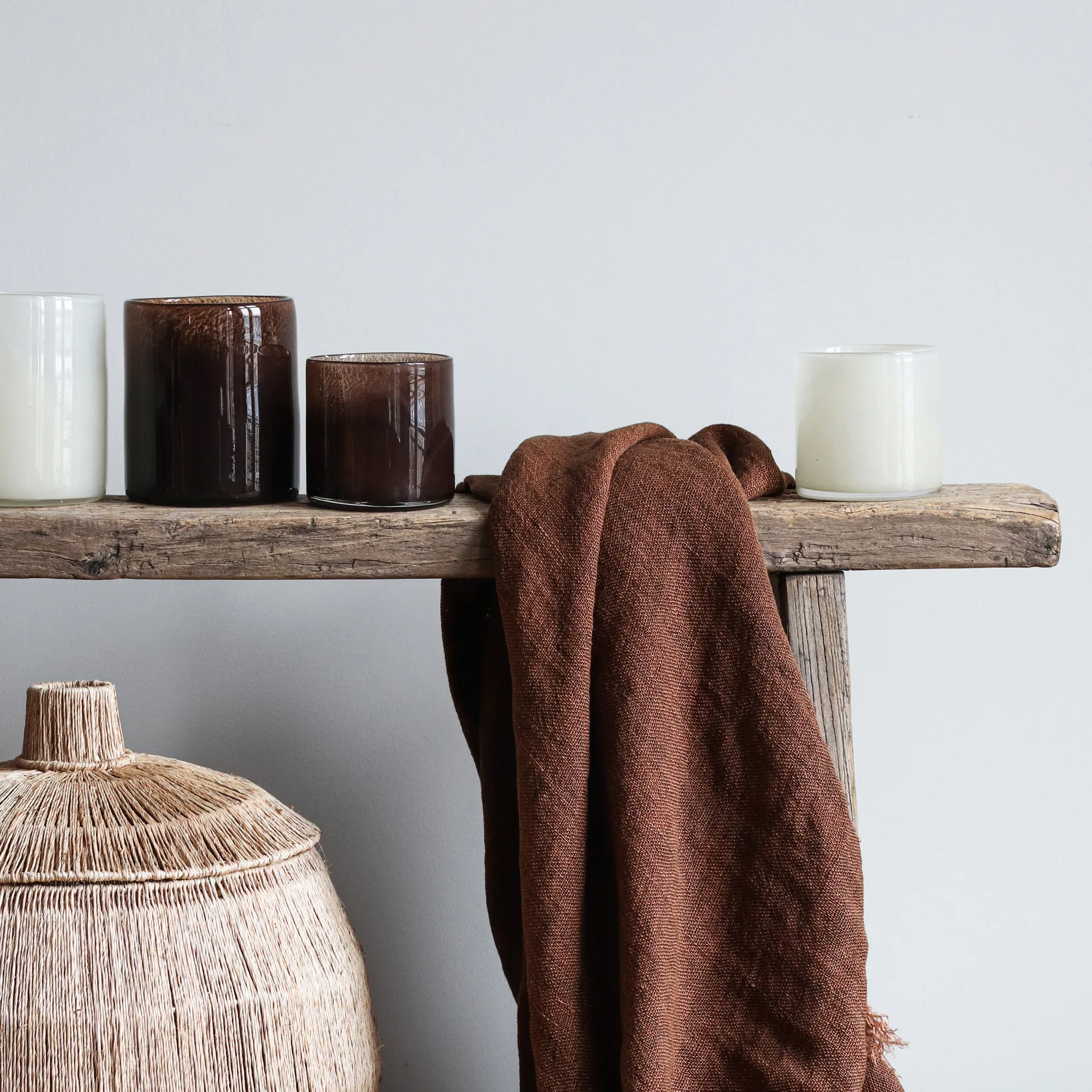 Lanterna Lyric M, castanho escuro Tell Me More