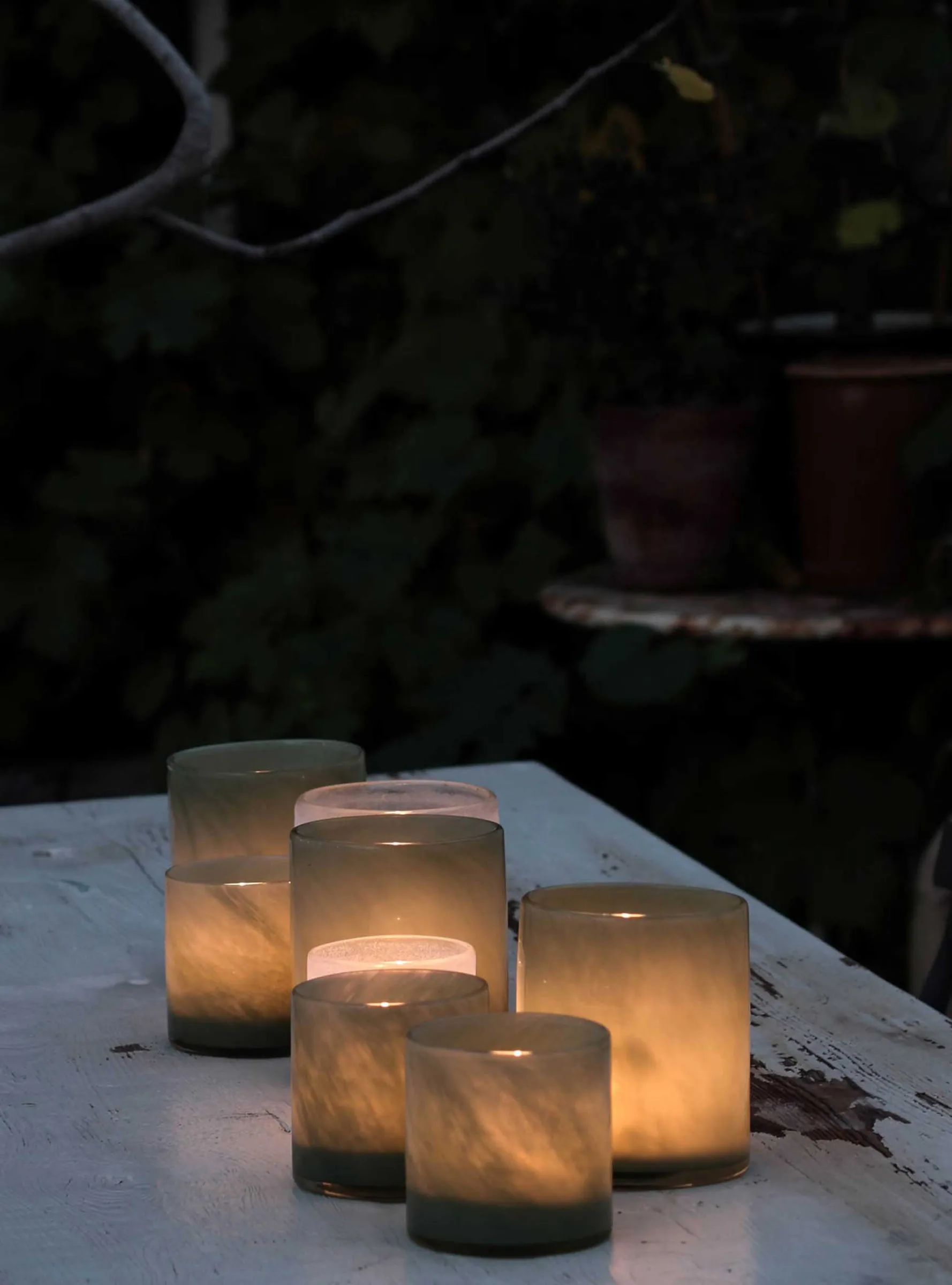 Lanterna Lyric M, Light grey Tell Me More