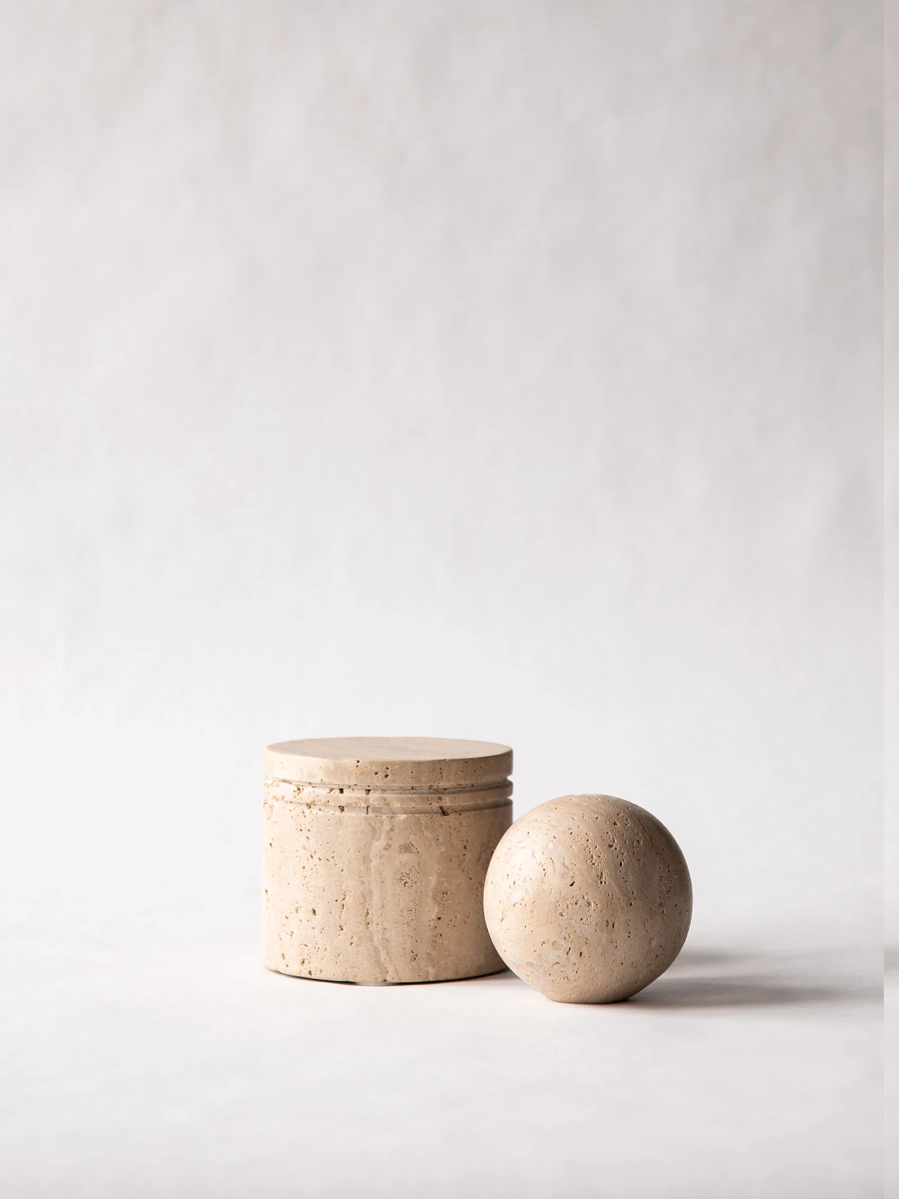 Pote com tampa Travertine, Ø13 cm  Tell Me More