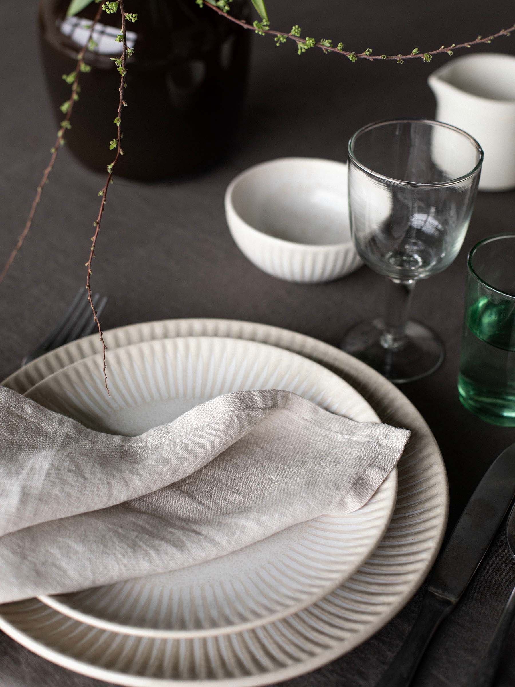 Prato Granada Ø22 cm, Cremevit-bege Tell Me More