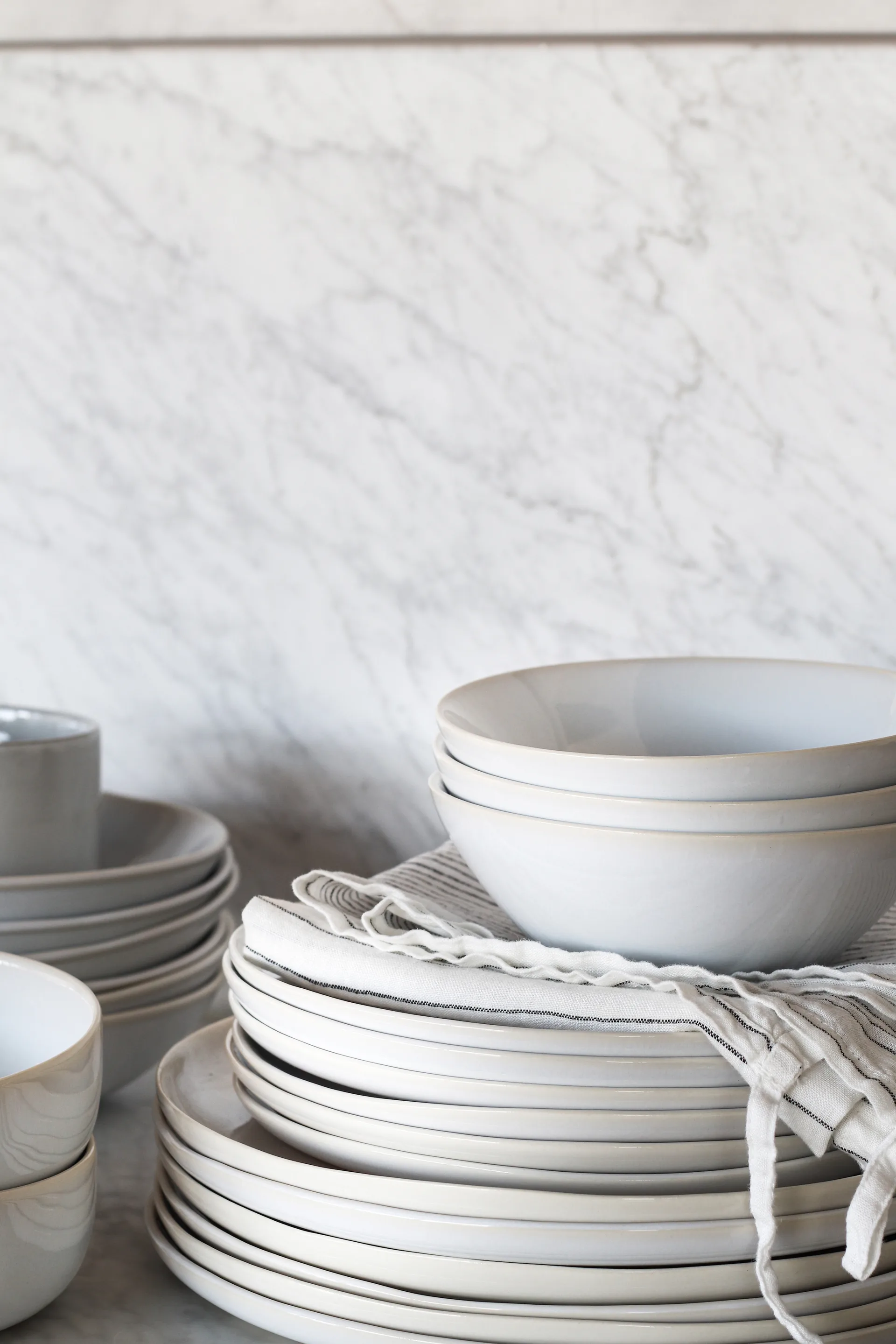 Prato Vince 22 cm, Branco Tell Me More