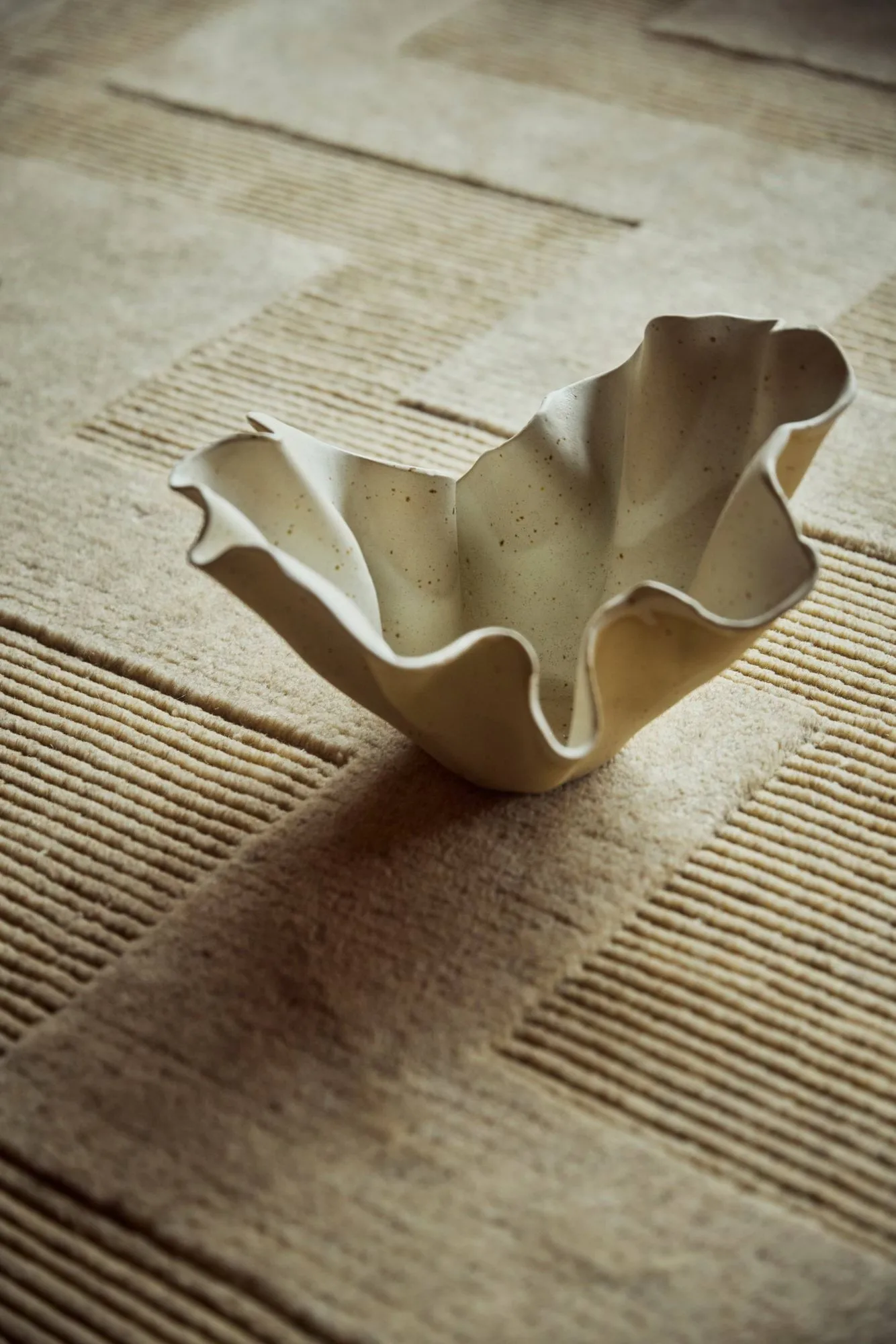 Amnell escultura, Bege, 29x18 cm Tinted