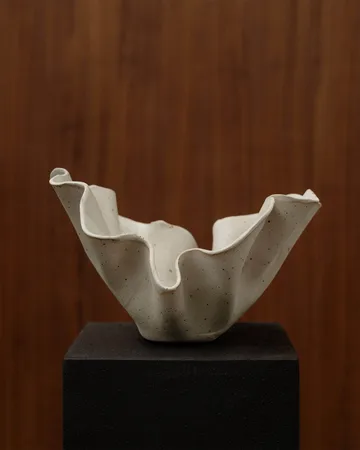 Amnell escultura - Bege, 29x18 cm - Tinted