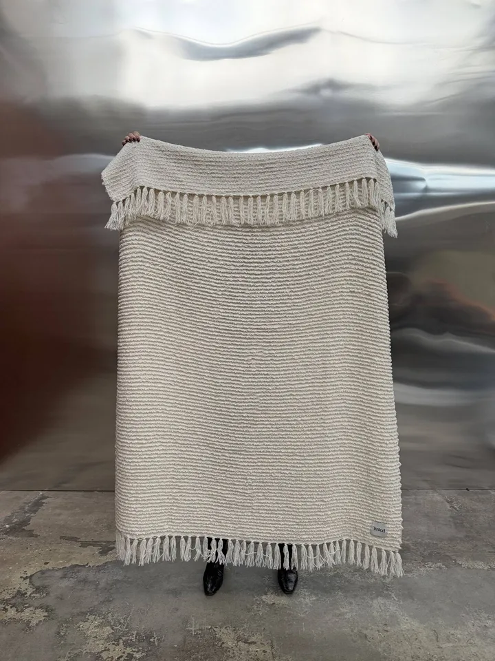 Janzen manta de bouclé - Solid off white-natural, 130x170 cm - Tinted