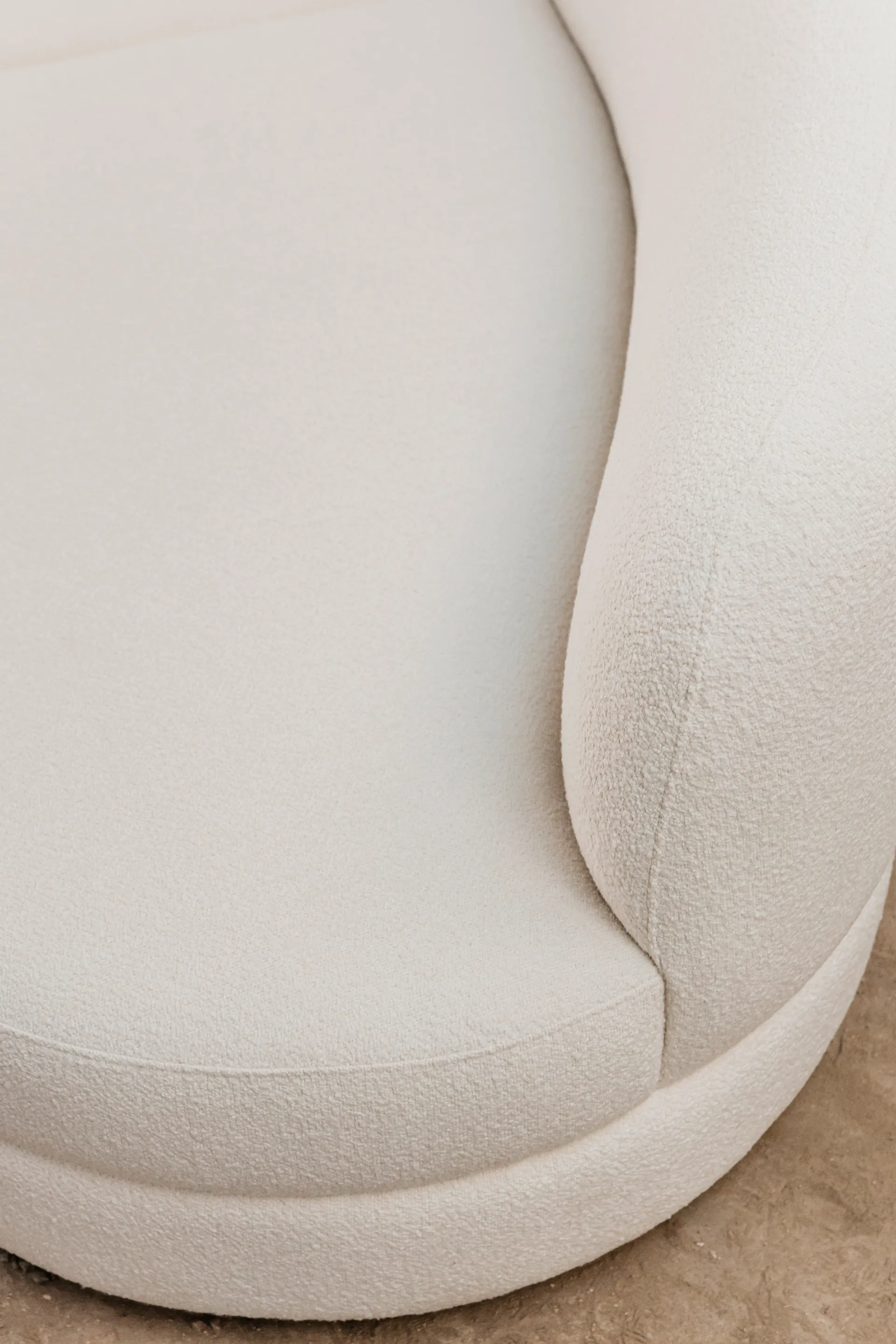 Sofá Delon, Bouclé off-white Tinted