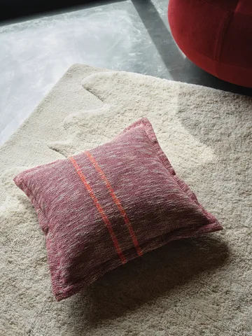 Almofada decorativa Track - Borgonha, 56x56 cm - Tom Dixon