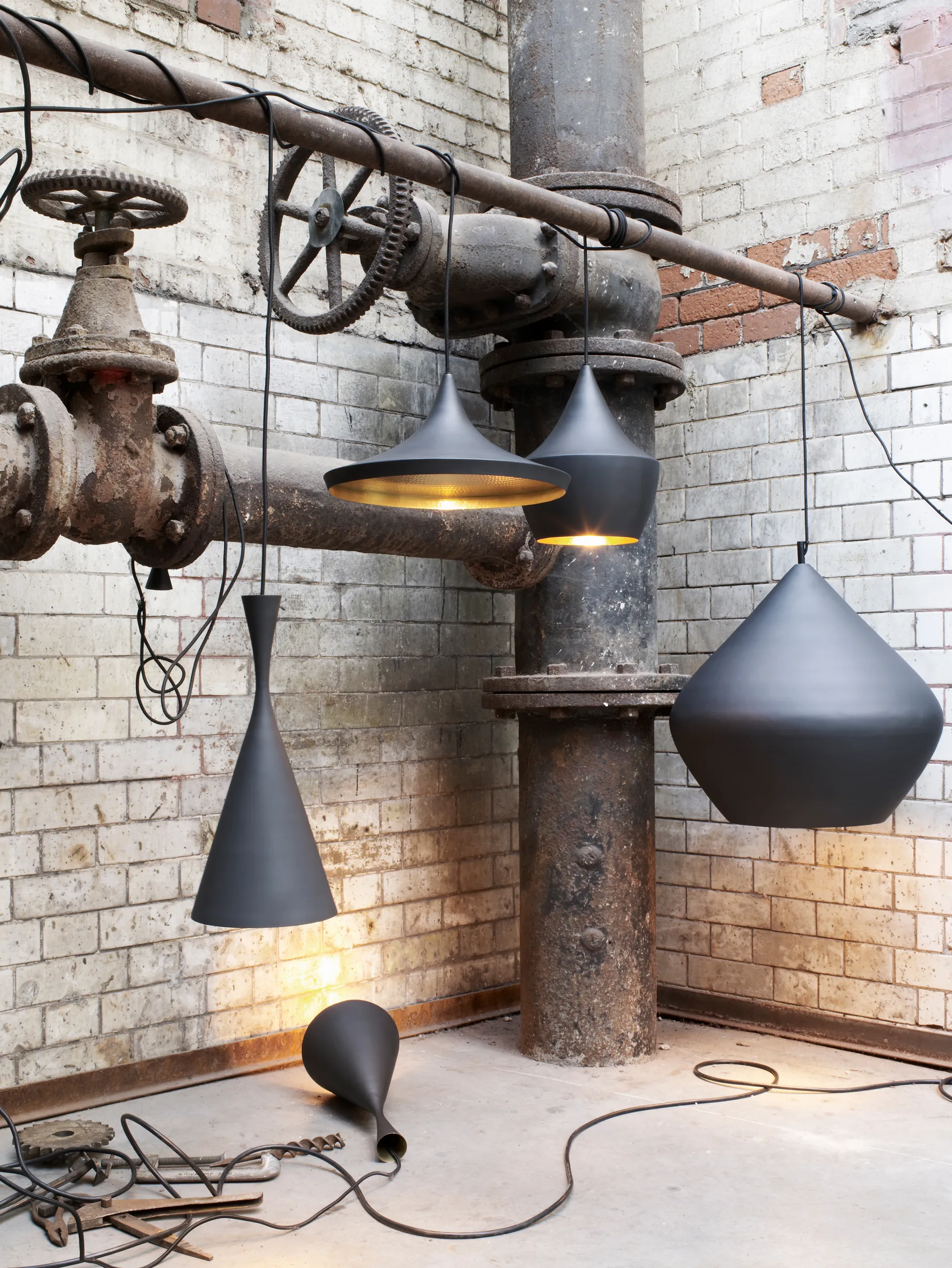 Beat Stout candeeiro suspenso LED Ø52 cm, Preto Tom Dixon