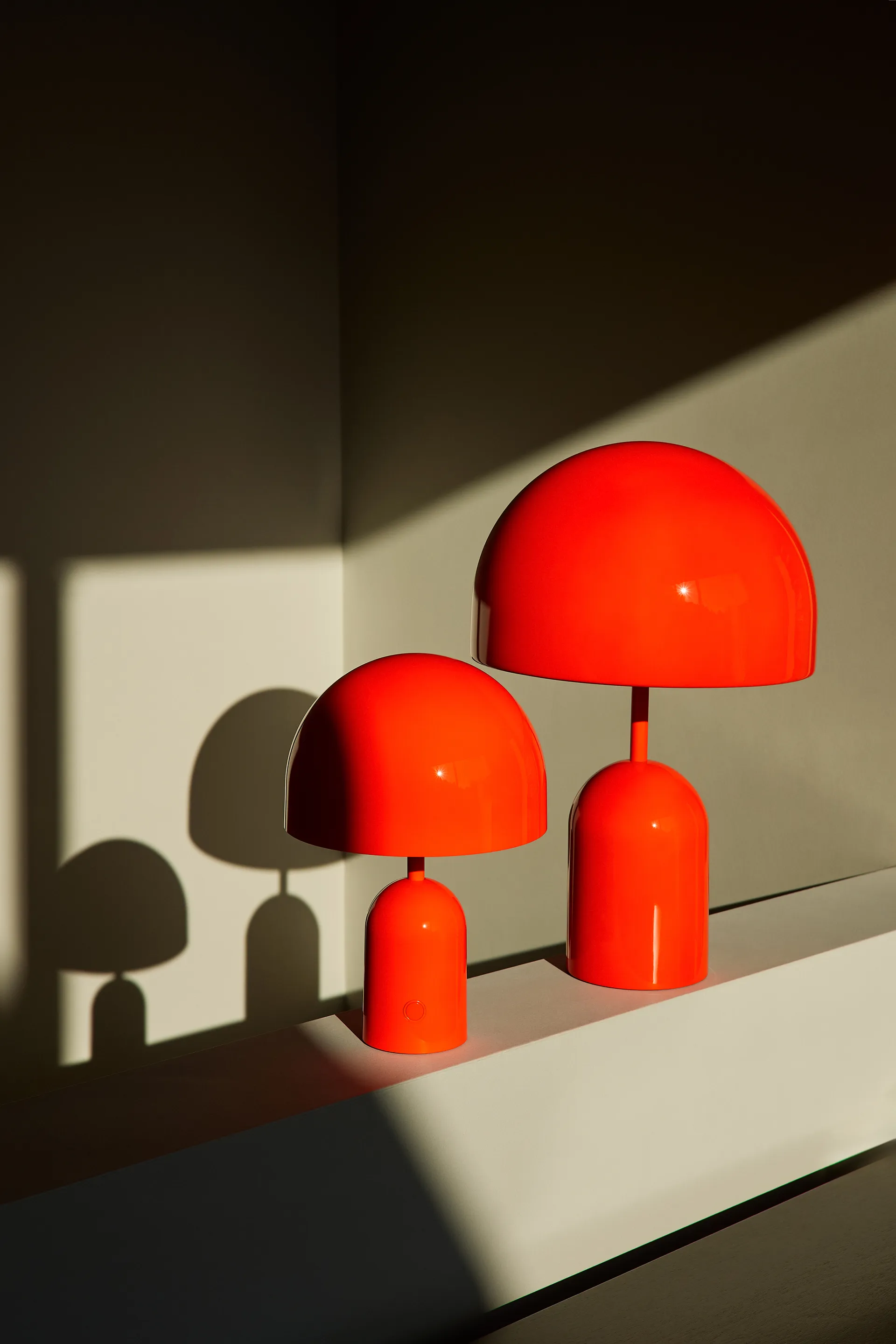 Bell candeeiro de mesa , Fluoro Tom Dixon