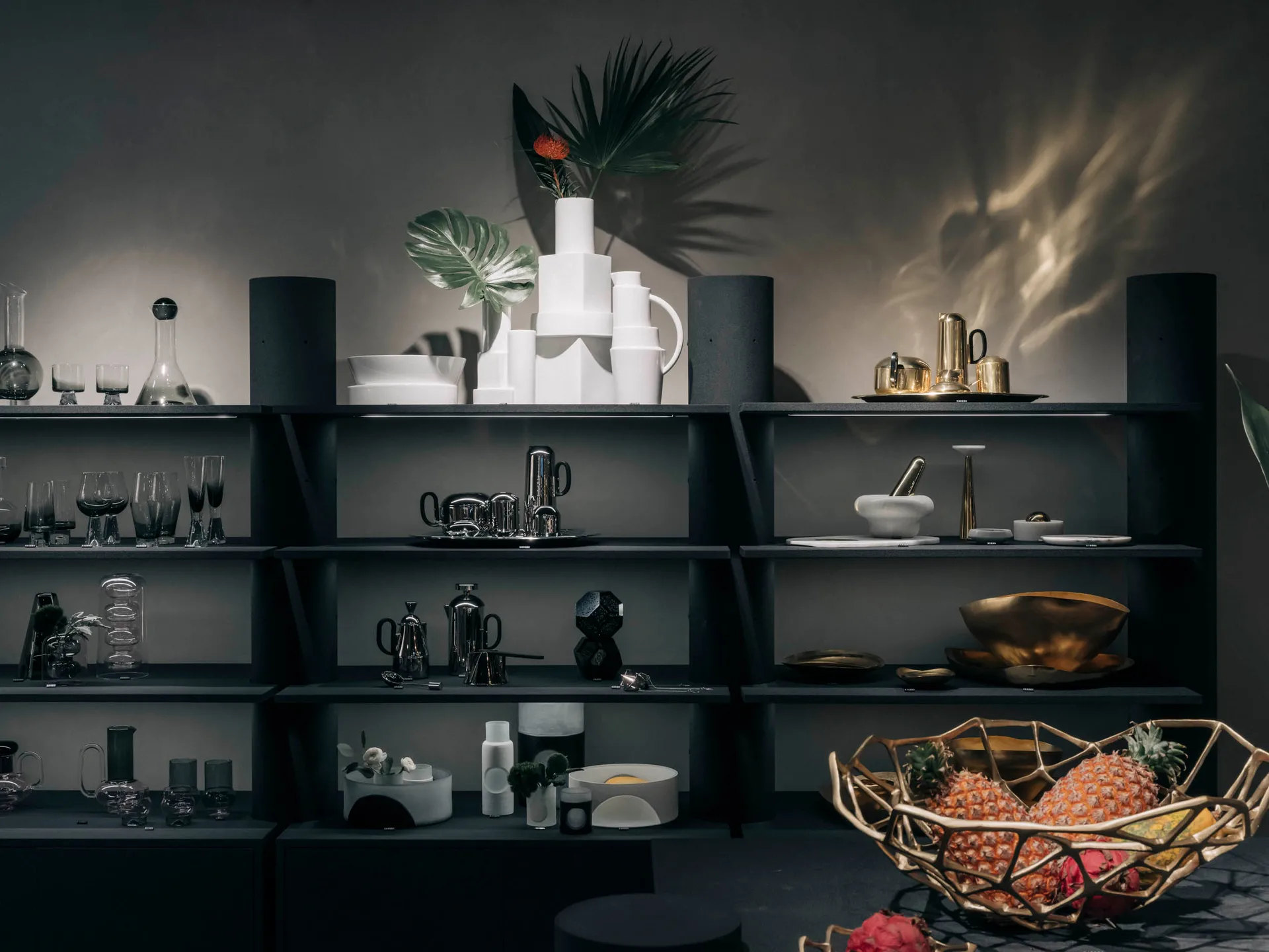 Bone tigela, Latão, L Tom Dixon