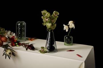 Bump Cone vaso  - Preto - Tom Dixon